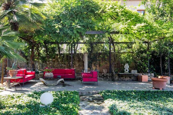 Casa señorial Triadú-Marqués, Girona gallery image 2