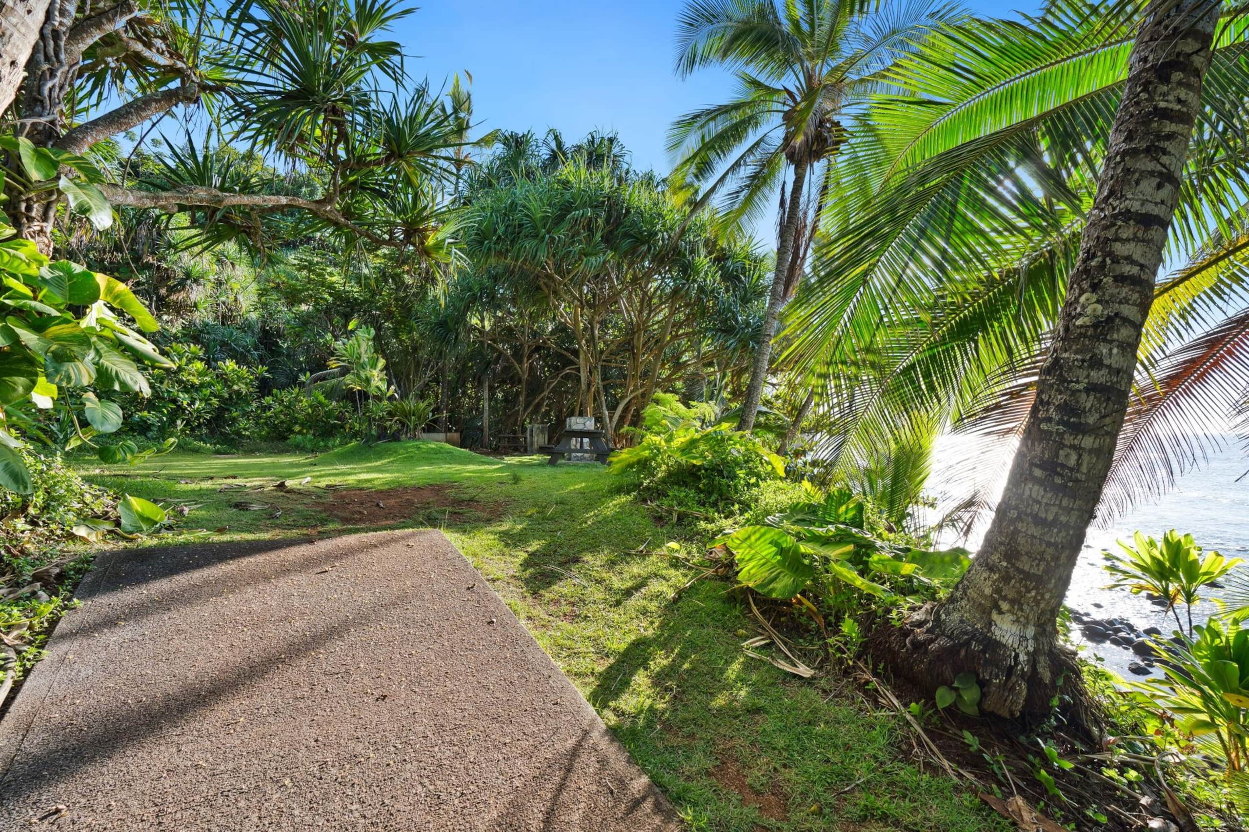 Condo in Princeville · ★4.49 · 2 bedrooms · 3 beds · 2 baths - Image 45