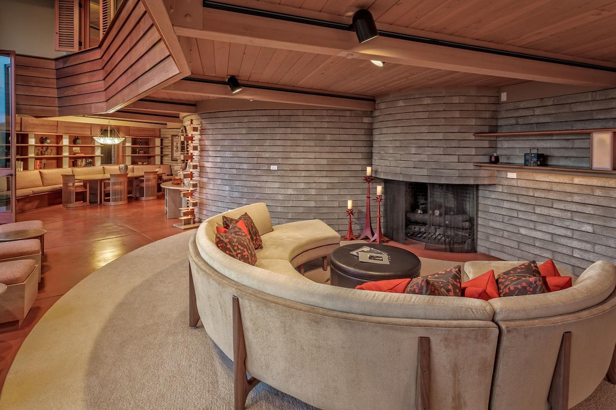 Hawaii's Only Frank Lloyd Wright Home! - Houses for Rent in Waimea ...