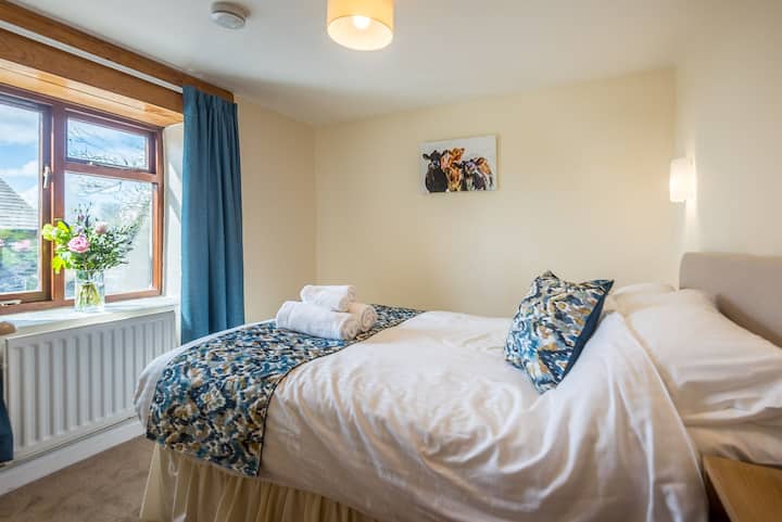 საძინებელი 1