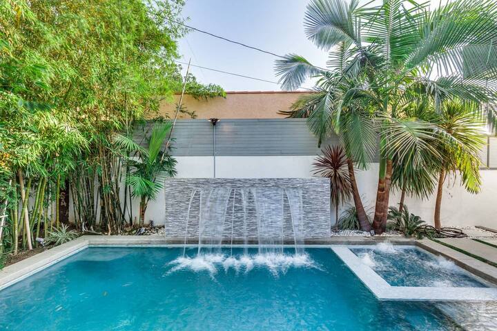 The Melrose Villa gallery image 5