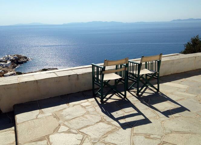 #HH09 Chrysopigi villa