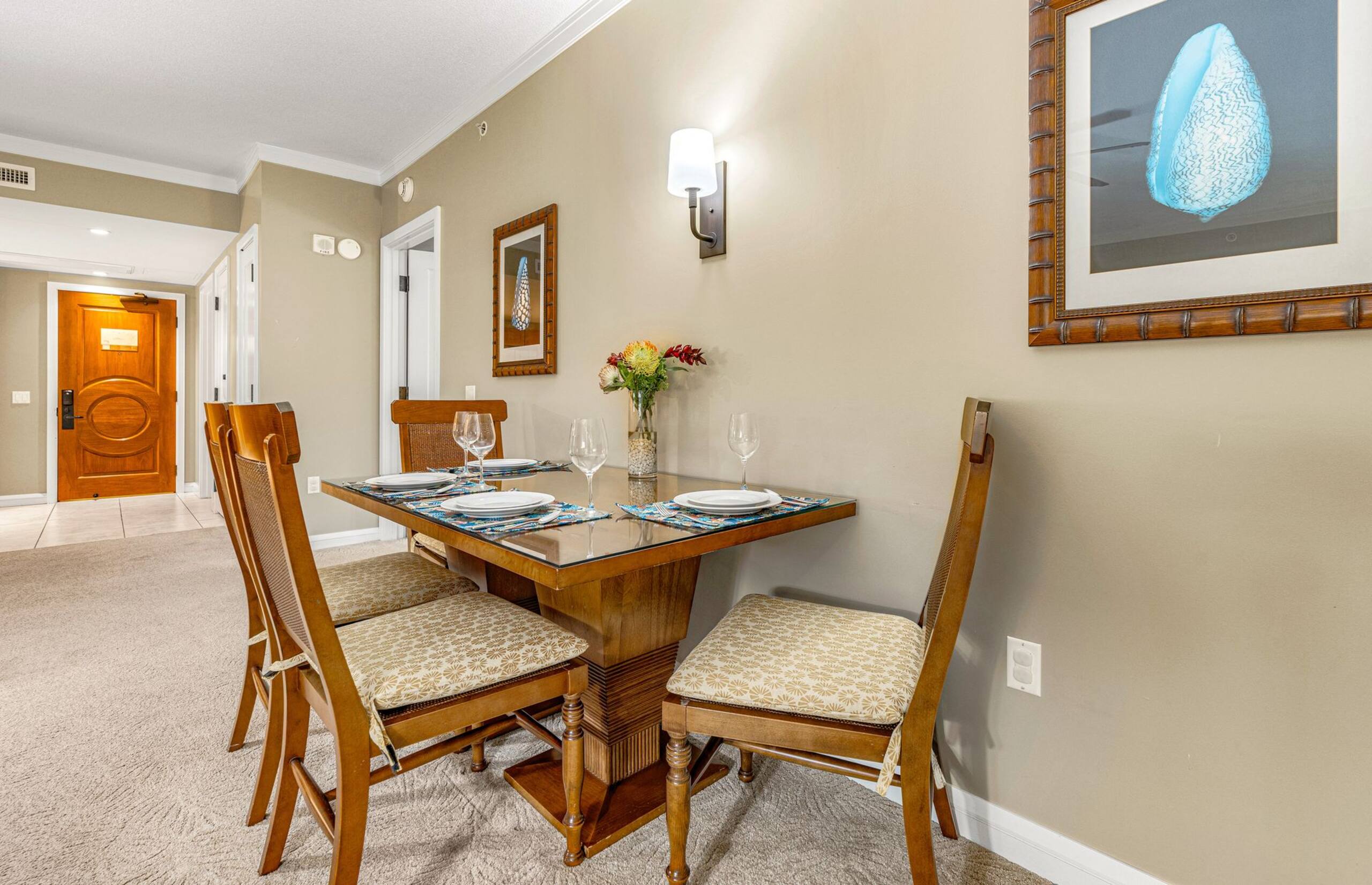 Condo in Lahaina · ★4.76 · 2 bedrooms · 3 beds · 2 baths - Image 14