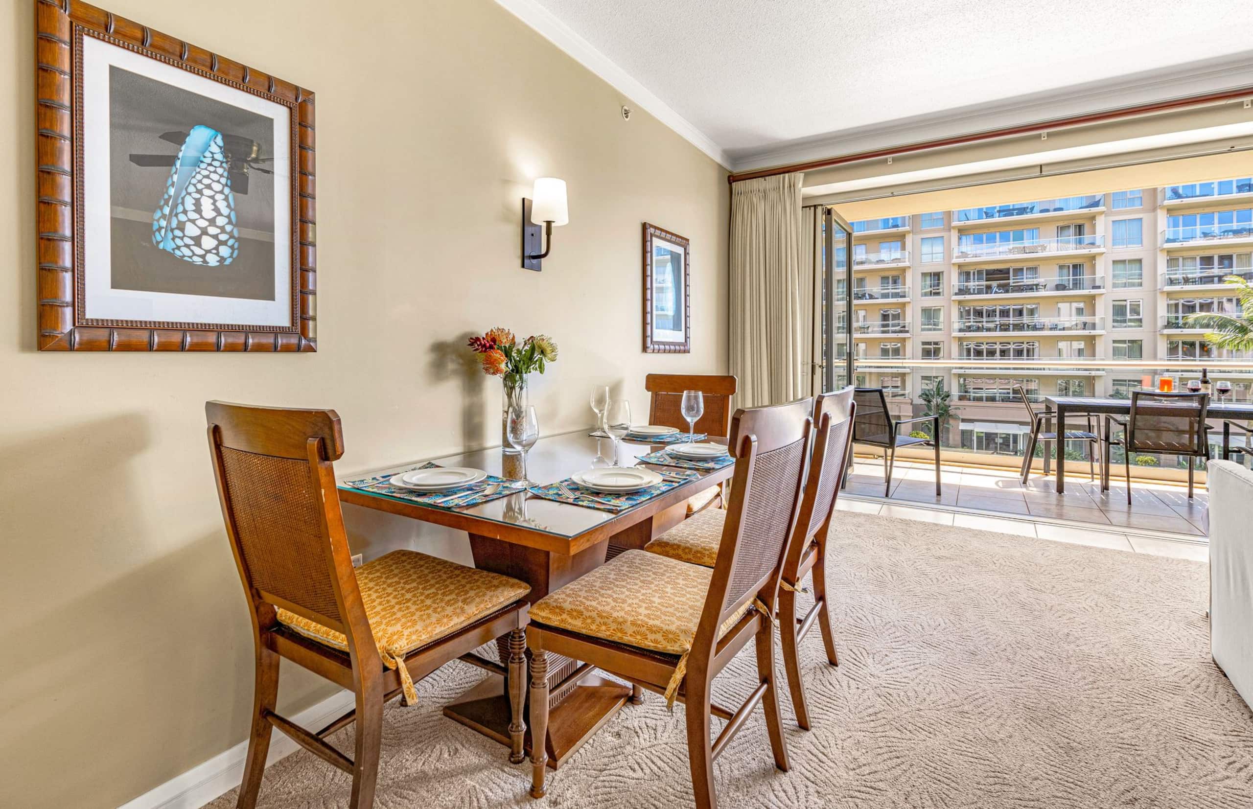 Condo in Lahaina · ★4.76 · 2 bedrooms · 3 beds · 2 baths - Image 15
