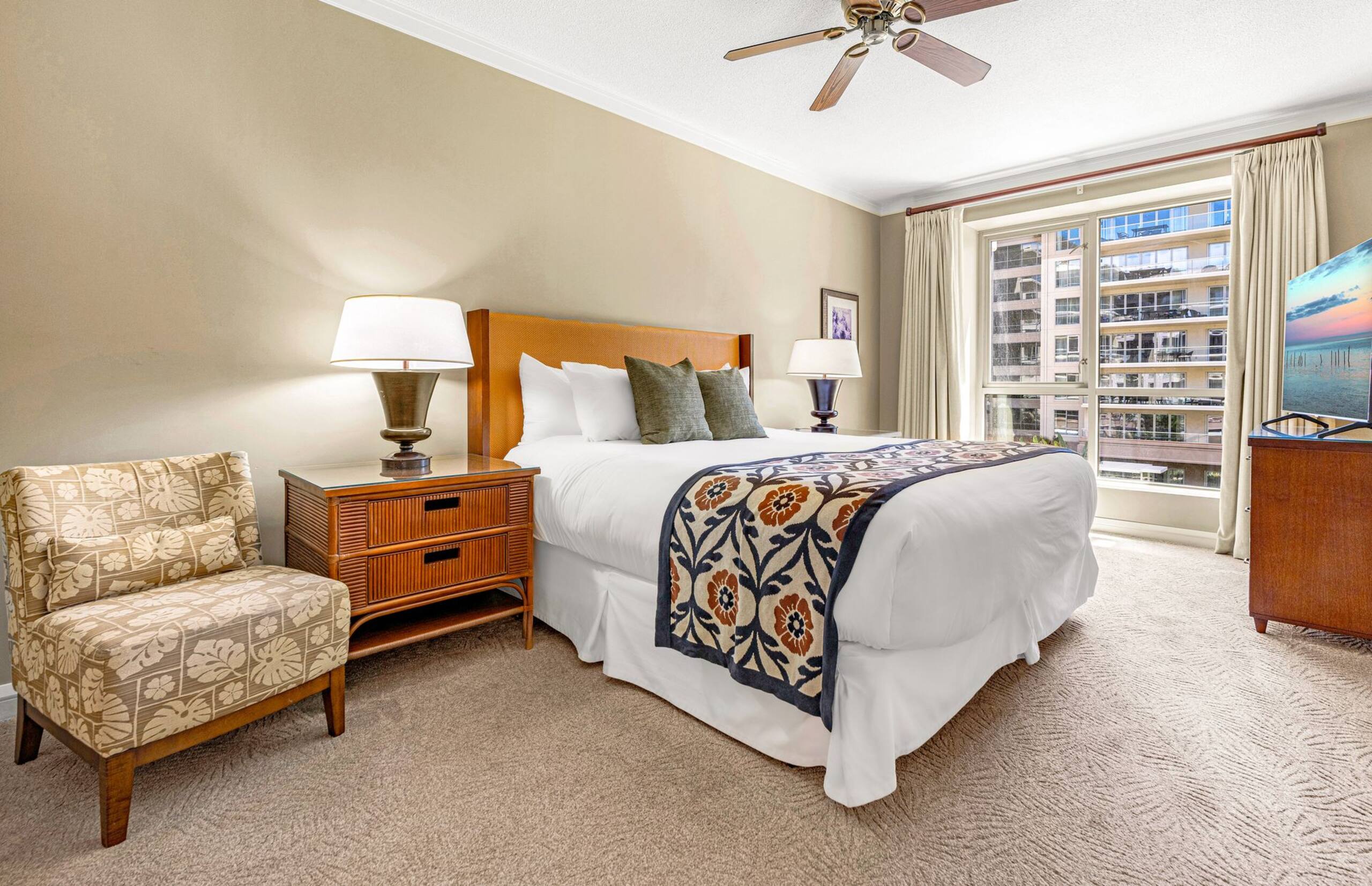 Condo in Lahaina · ★4.76 · 2 bedrooms · 3 beds · 2 baths - Image 24