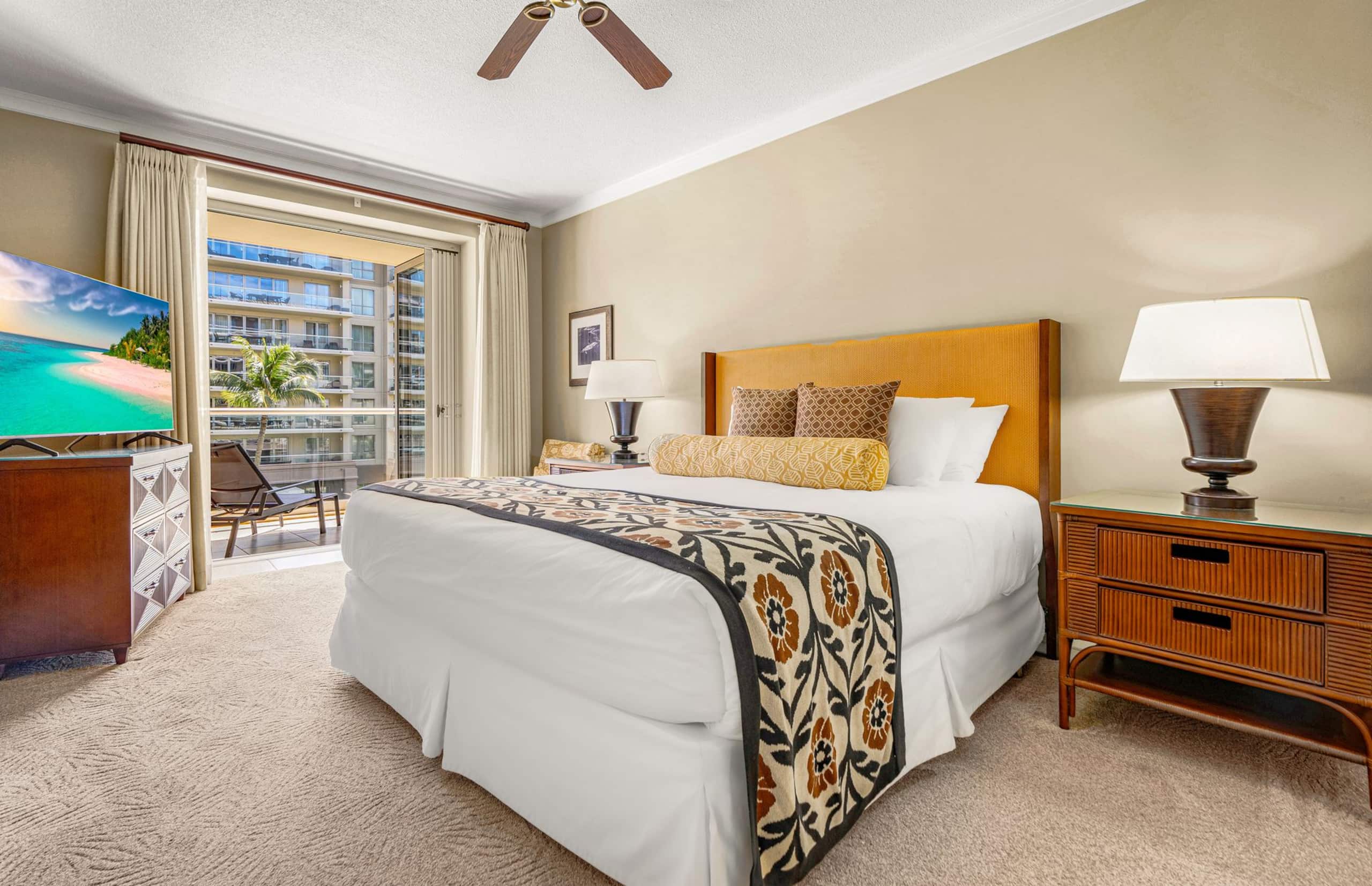 Condo in Lahaina · ★4.76 · 2 bedrooms · 3 beds · 2 baths - Image 17