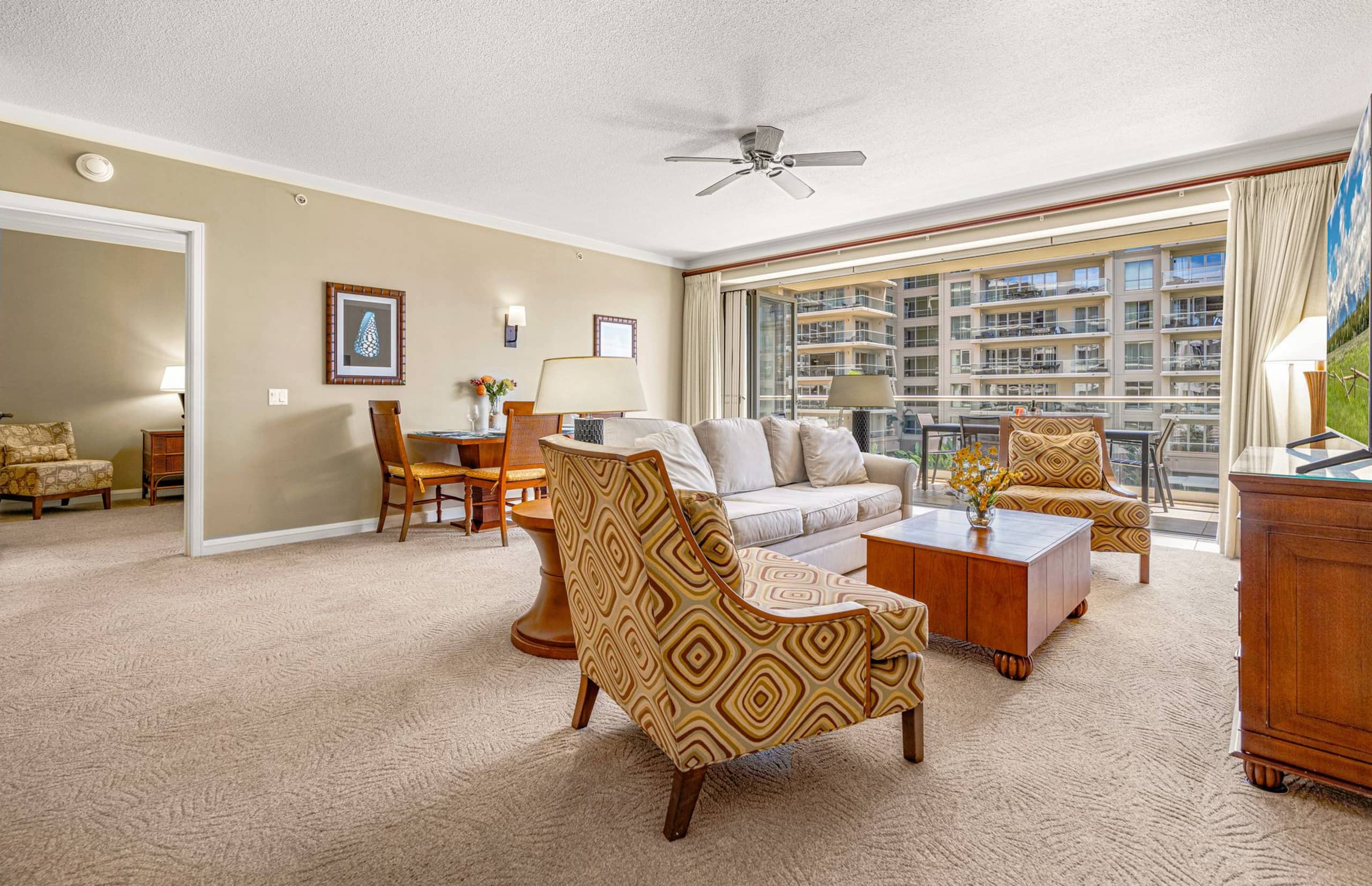 Condo in Lahaina · ★4.76 · 2 bedrooms · 3 beds · 2 baths - Image 9