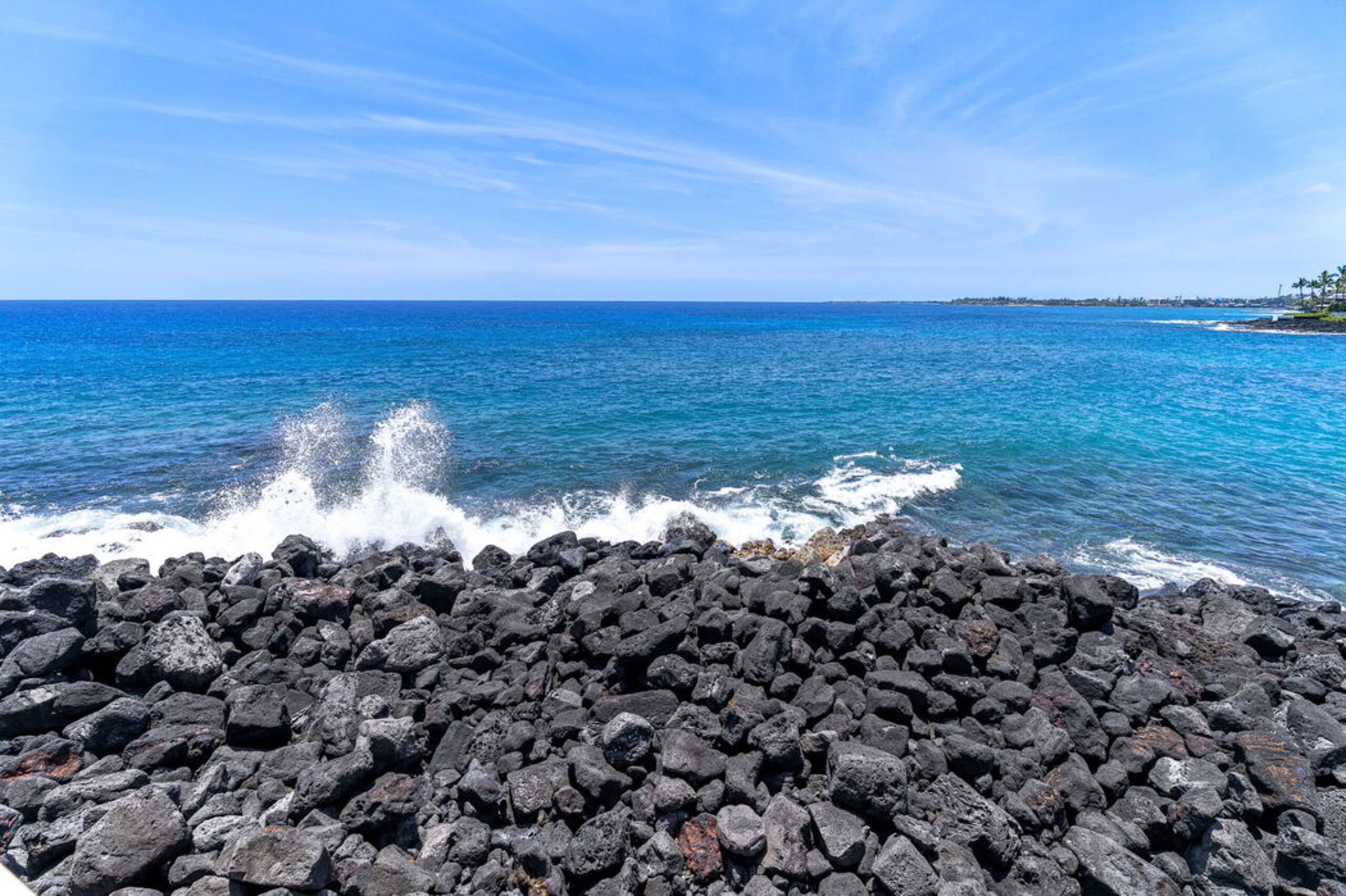 Condo in Kailua-Kona · ★4.6 · 1 bedroom · 2 beds · 1 bath - Image 8
