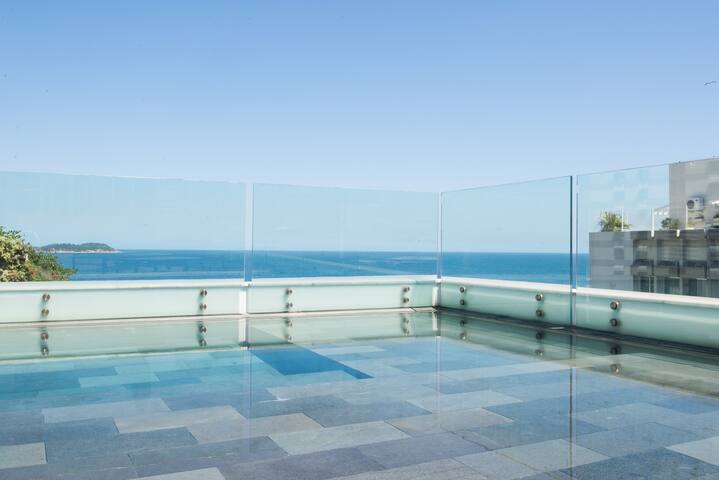 Beautiful Design Penthouse in the Heart of Ipanema gallery image 4