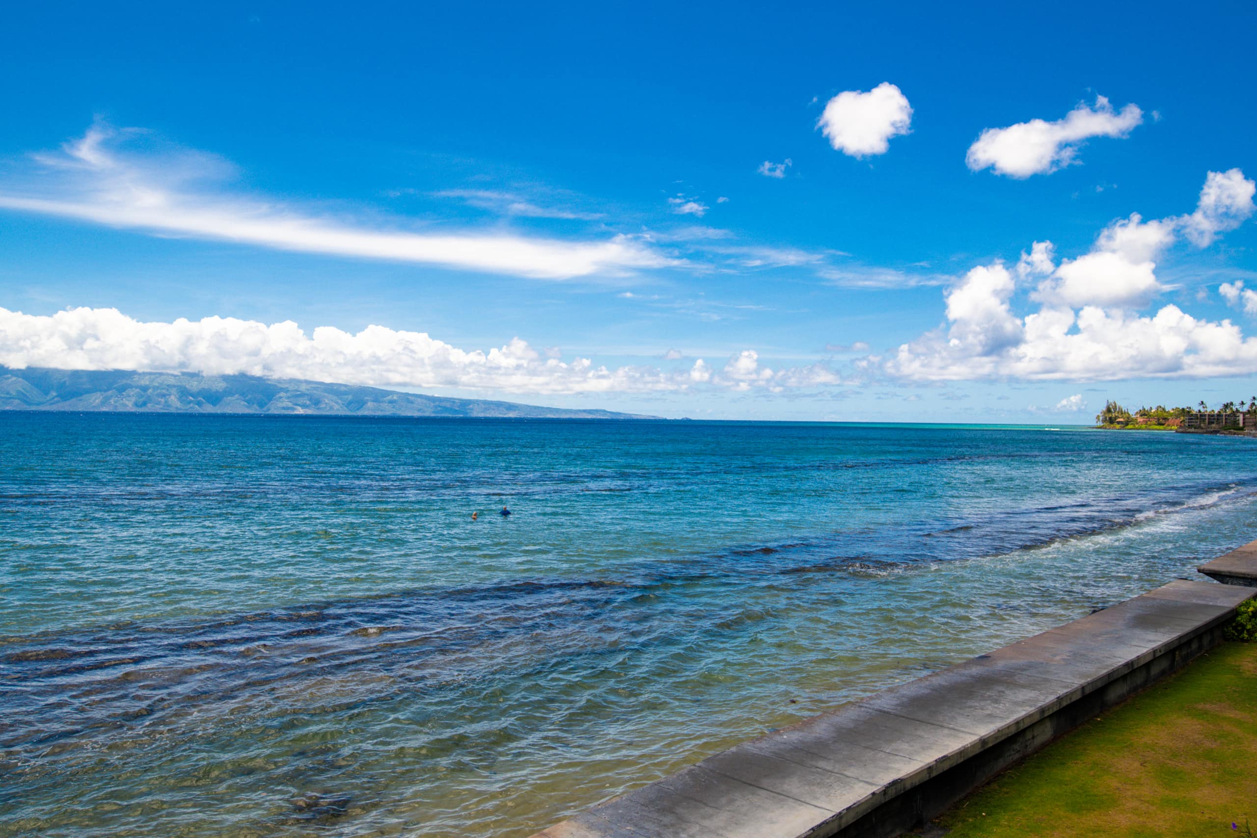 Condo in Lahaina · ★4.52 · 2 bedrooms · 4 beds · 1.5 shared baths - Image 38