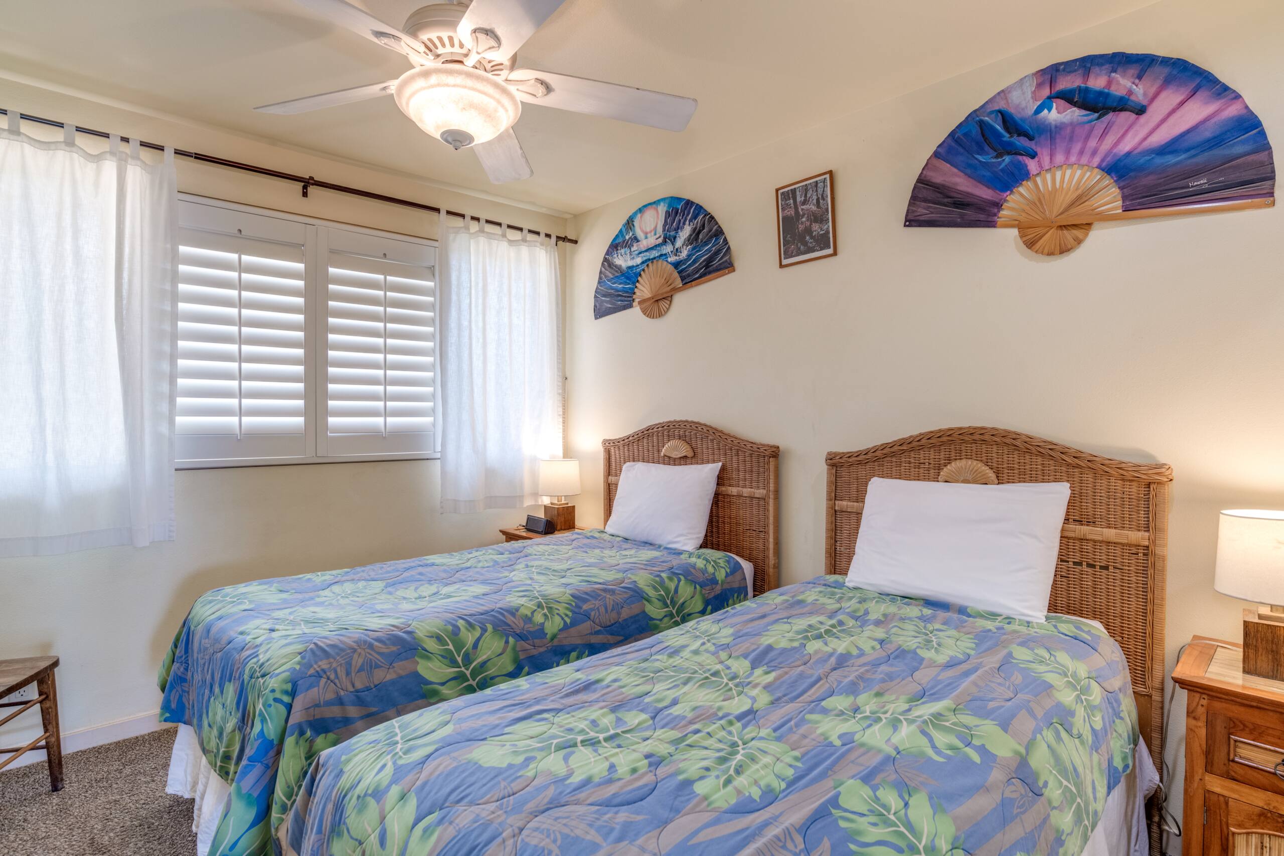 Condo in Lahaina · ★4.52 · 2 bedrooms · 4 beds · 1.5 shared baths - Image 18