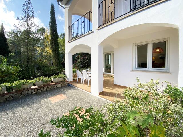 Holiday rental apartment in Begur, Sa Riera gallery image 2