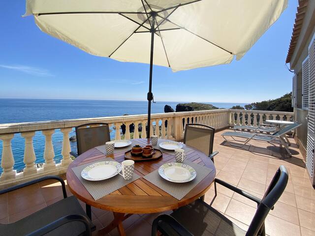 Holiday rental apartment with swimming pool in Beg