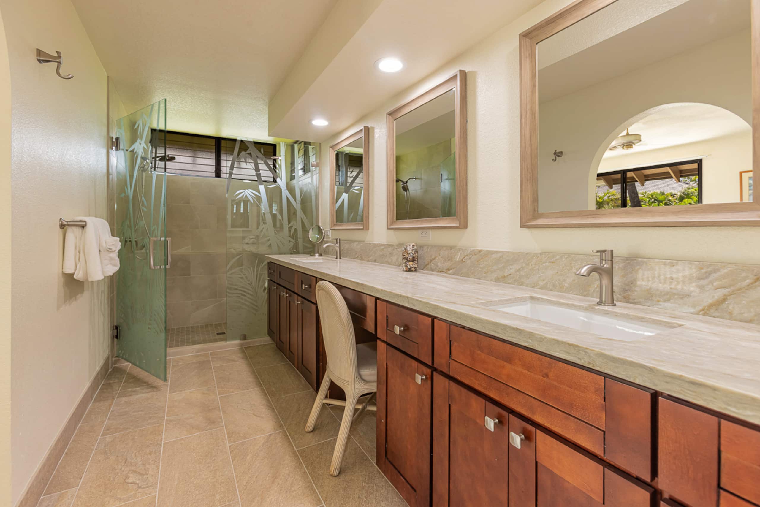 Condo in Kihei · ★4.76 · 3 bedrooms · 4 beds · 2 baths - Image 26