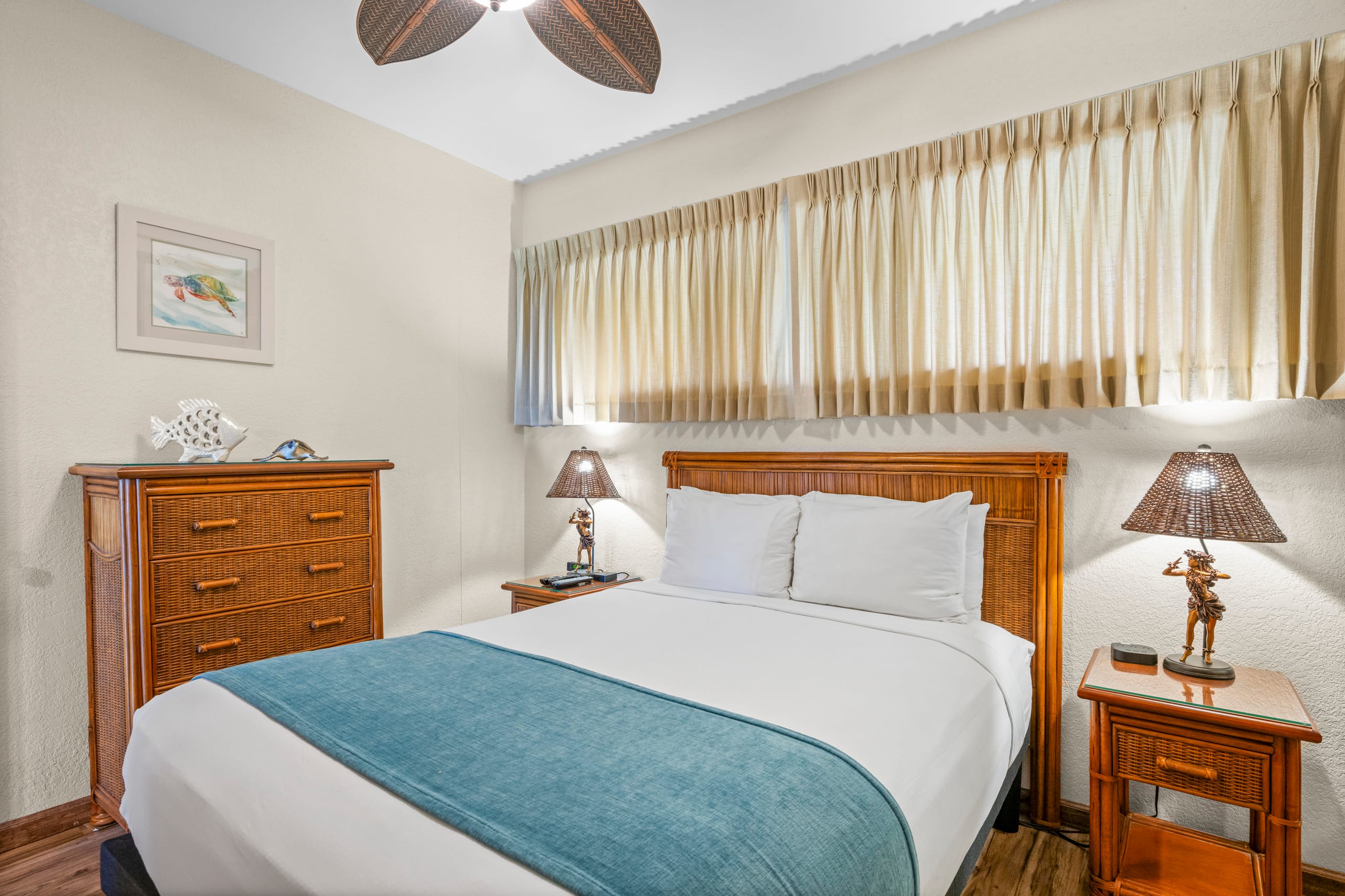 Condo in Lahaina · ★4.85 · 2 bedrooms · 3 beds · 2 baths - Image 8