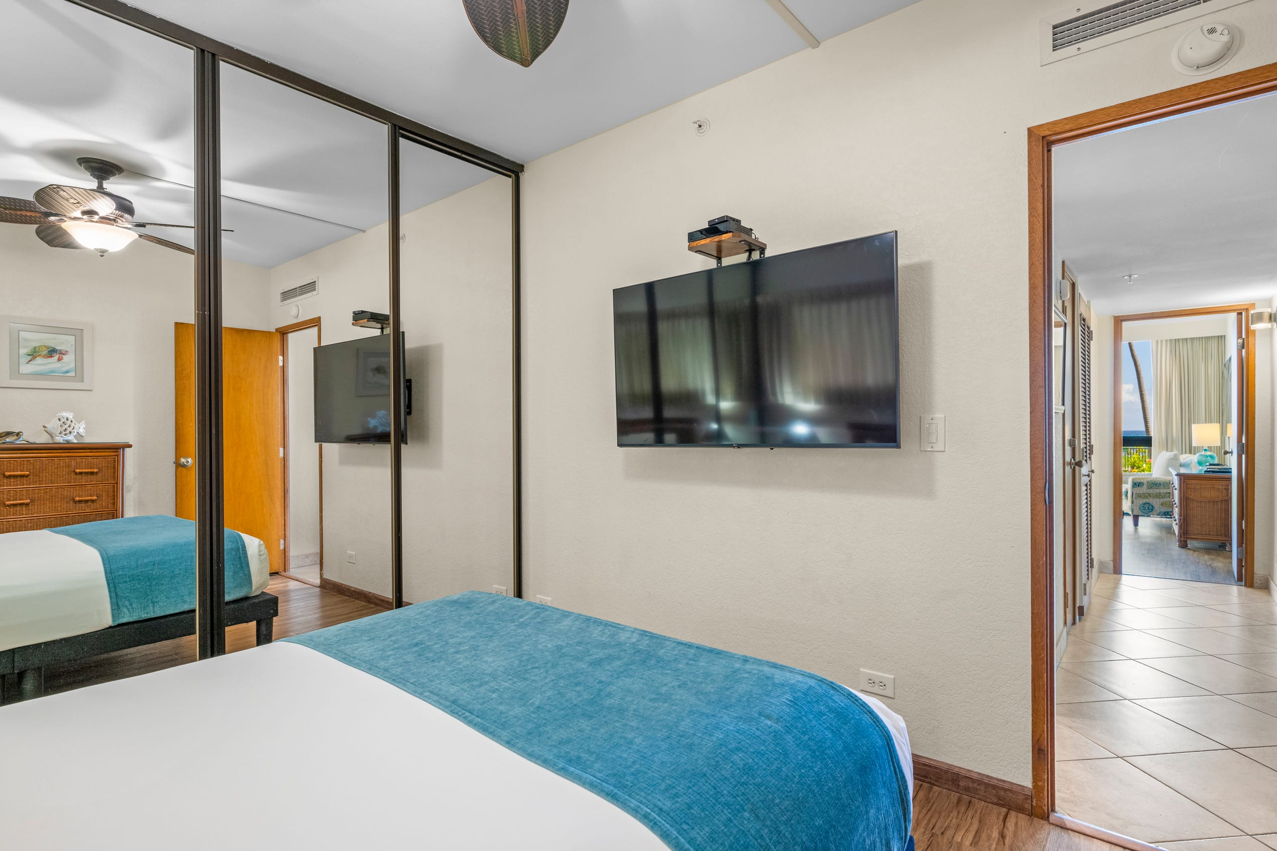 Condo in Lahaina · ★4.85 · 2 bedrooms · 3 beds · 2 baths - Image 7