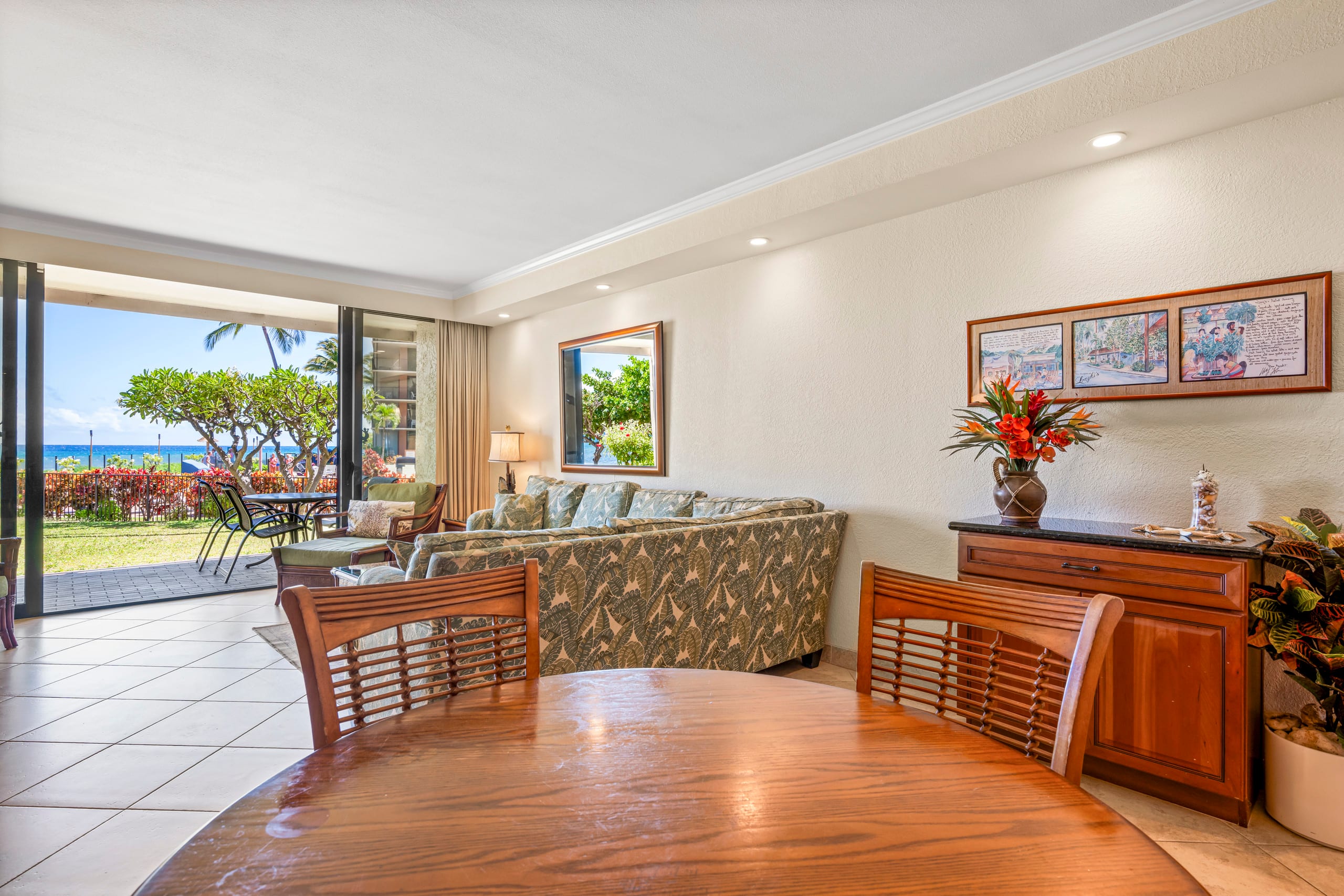 Condo in Lahaina · ★4.85 · 2 bedrooms · 3 beds · 2 baths - Image 15