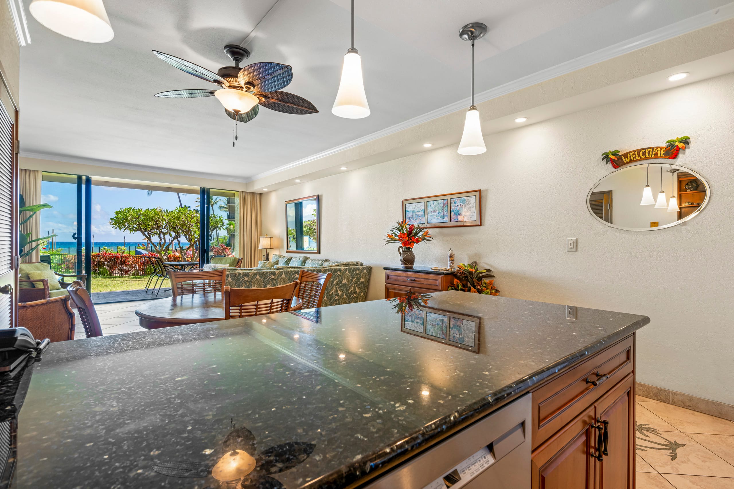 Condo in Lahaina · ★4.85 · 2 bedrooms · 3 beds · 2 baths - Image 21