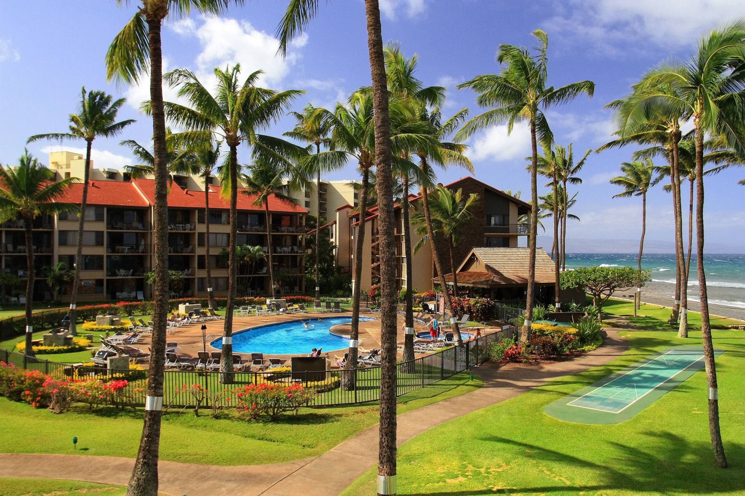 Condo in Lahaina · ★4.78 · 2 bedrooms · 3 beds · 2 shared baths - Image 30