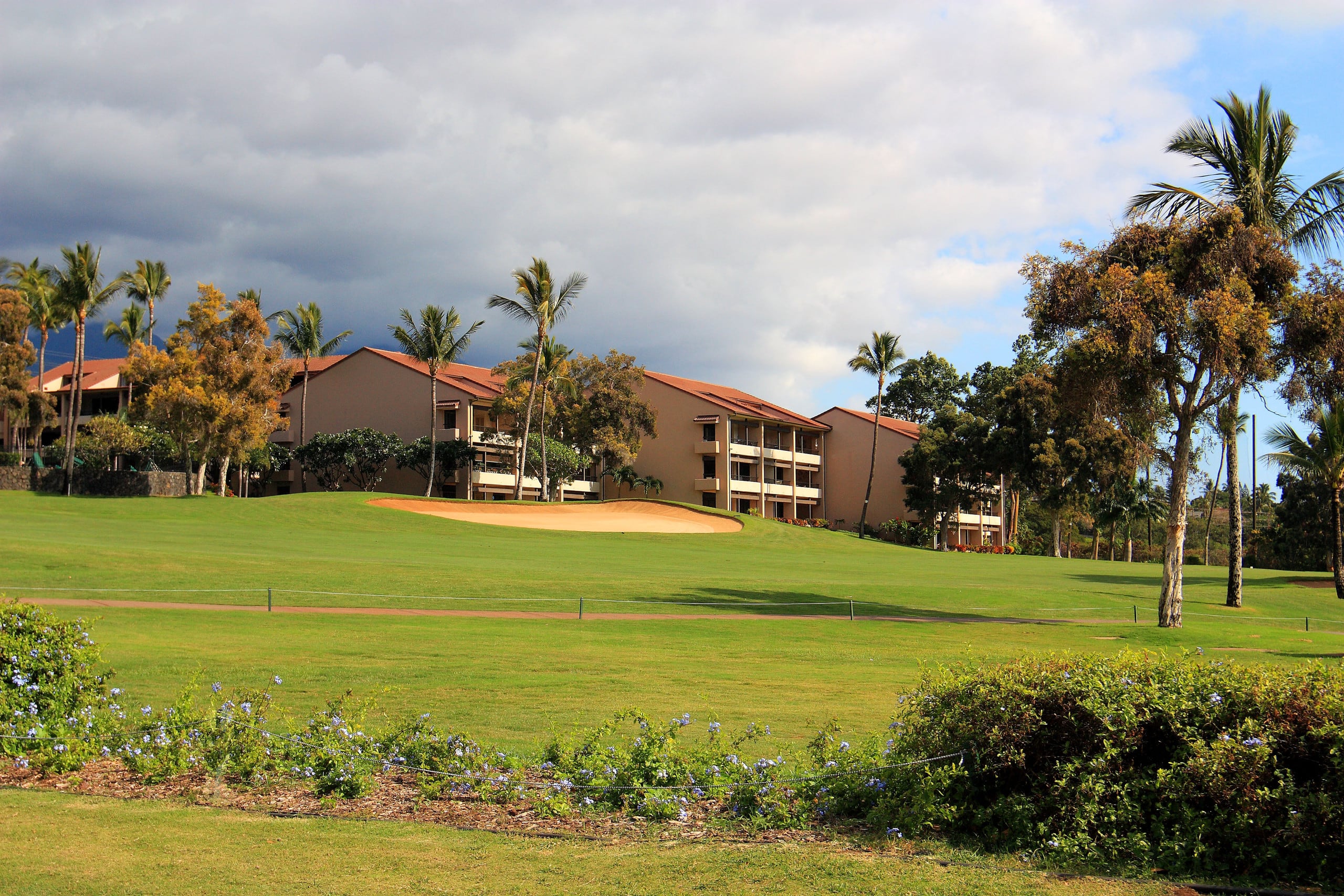 Condo in Lahaina · ★4.53 · 2 bedrooms · 4 beds · 2 baths - Image 16