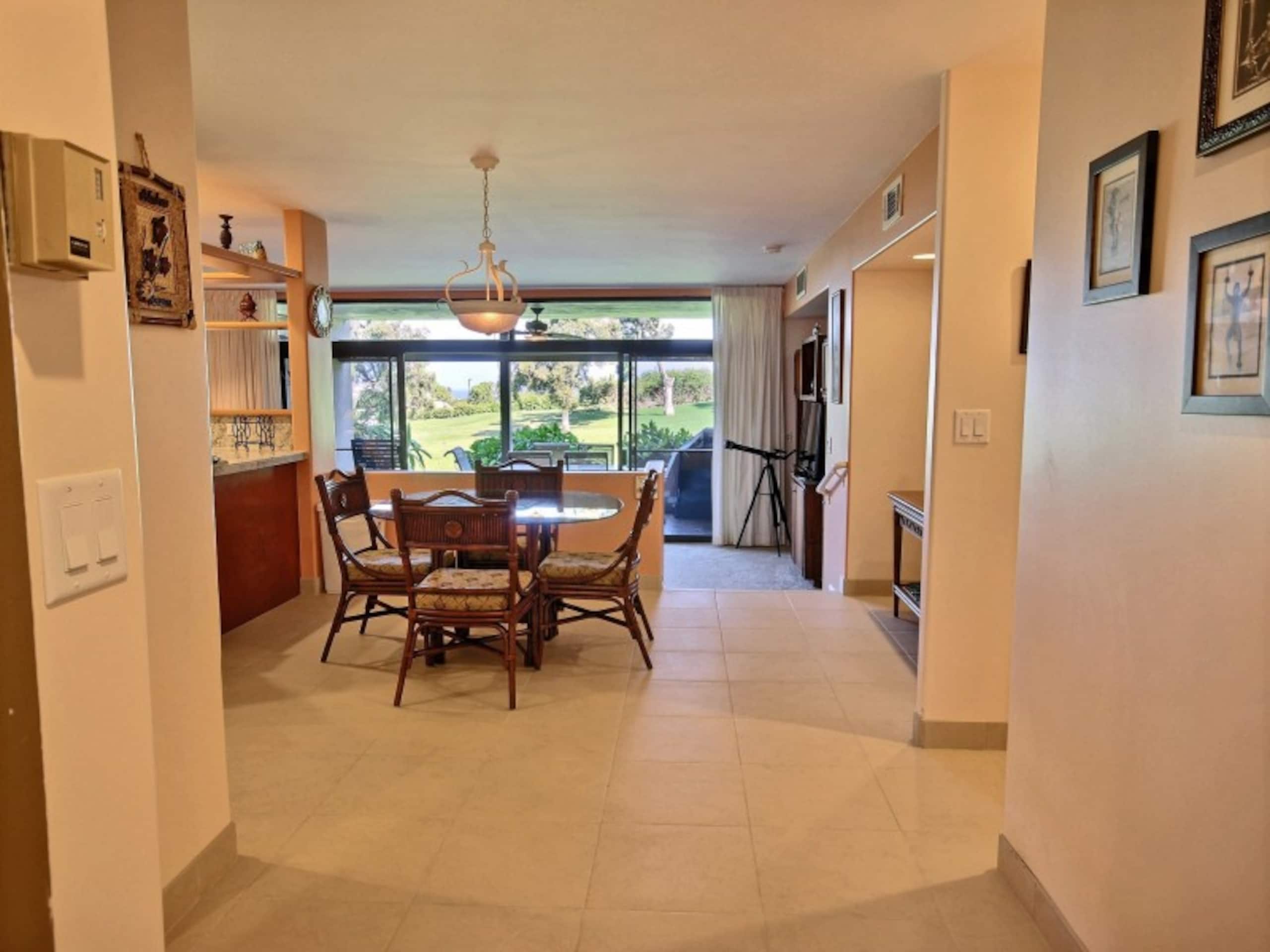 Condo in Lahaina · ★4.53 · 2 bedrooms · 4 beds · 2 baths - Image 3
