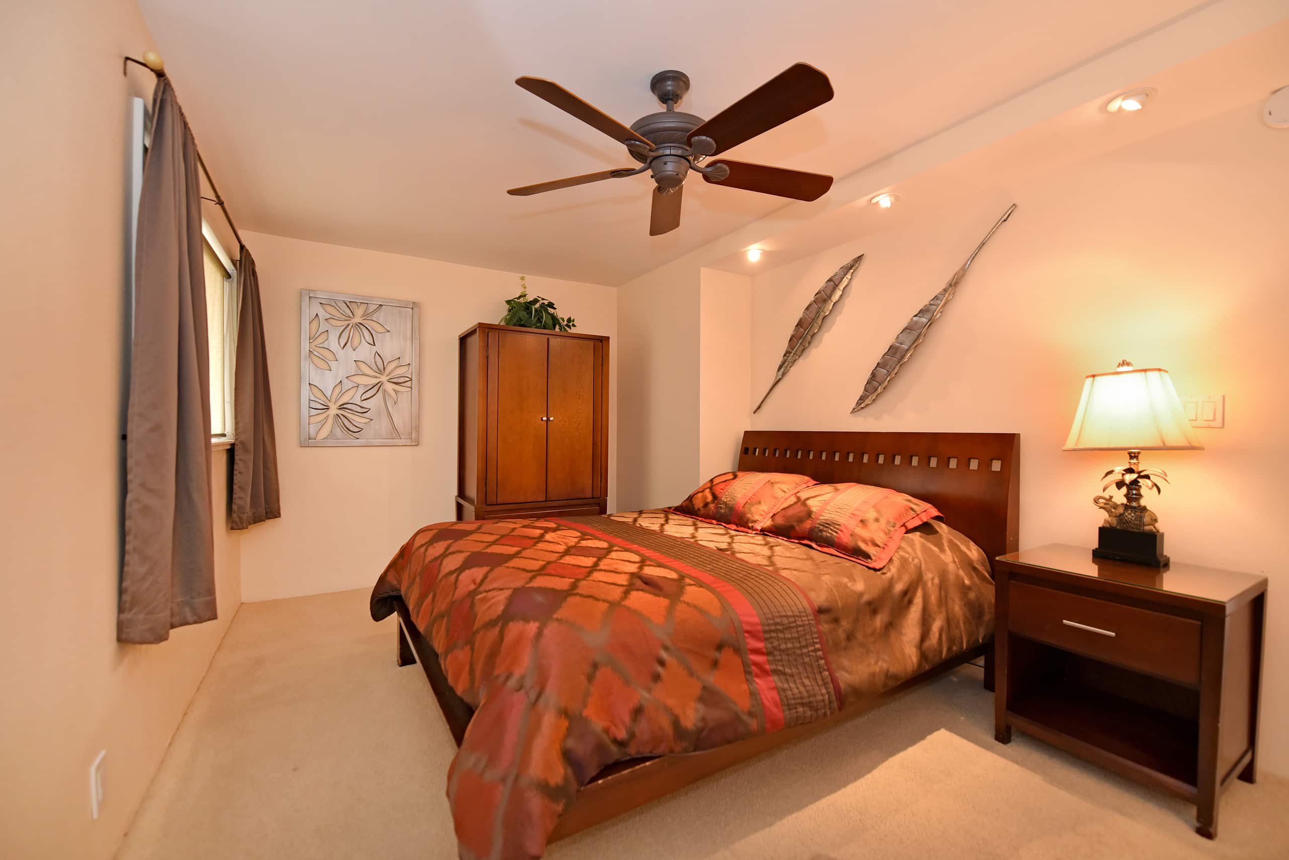 Condo in Lahaina · ★4.26 · 2 bedrooms · 2 beds · 2 baths - Image 5