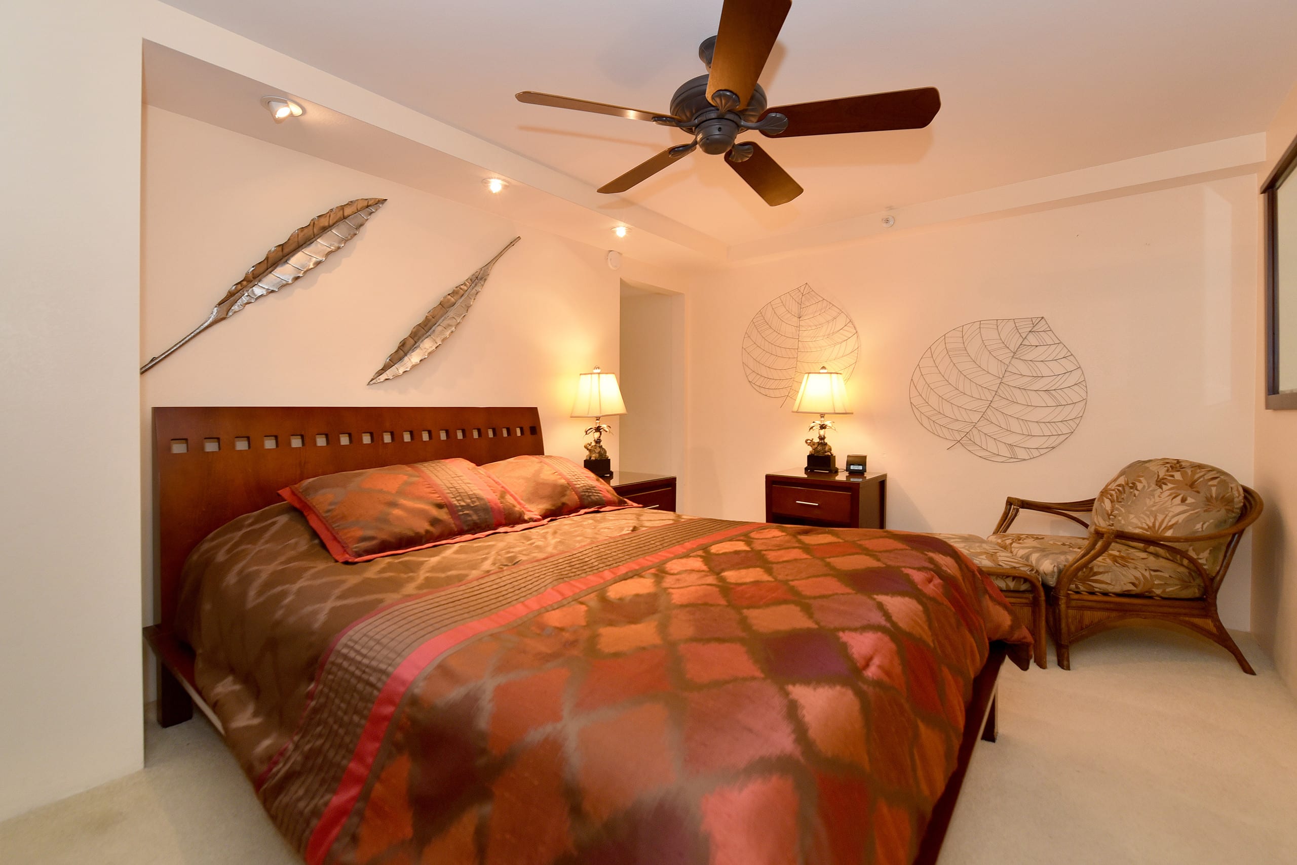 Condo in Lahaina · ★4.26 · 2 bedrooms · 2 beds · 2 baths - Image 6