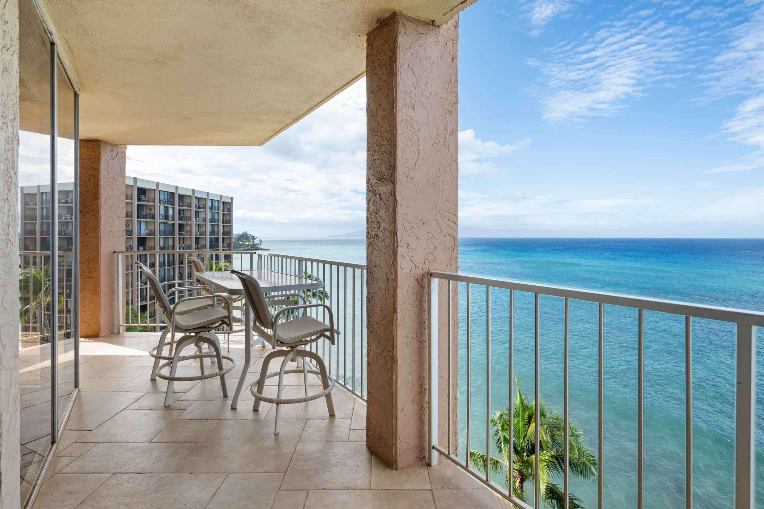 Condo in Lahaina · ★4.89 · 2 bedrooms · 3 beds · 2.5 baths - Image 31