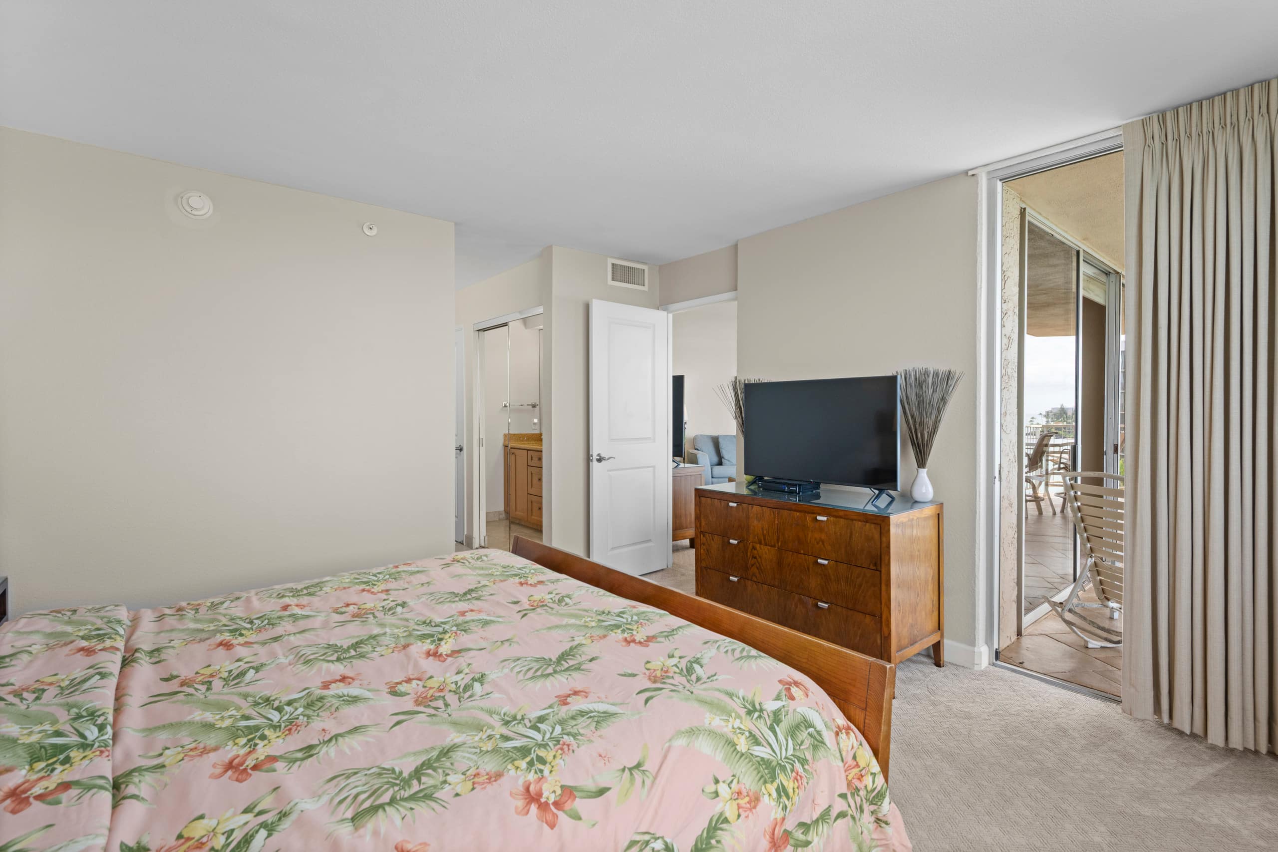 Condo in Lahaina · ★4.89 · 2 bedrooms · 3 beds · 2.5 baths - Image 27