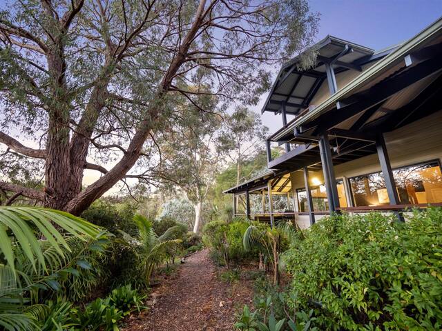 Abundance | Sophisticated Luxury | River Views gallery image 5