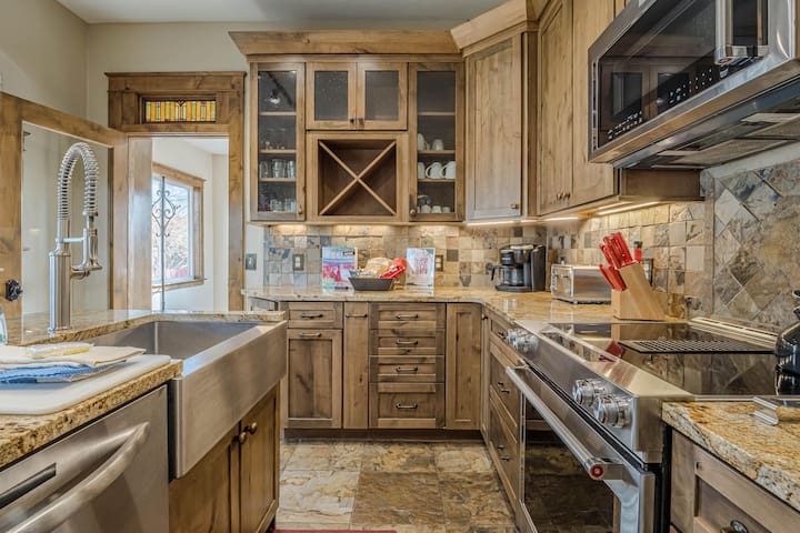 Kristy And Mike managed Airbnb listing 2