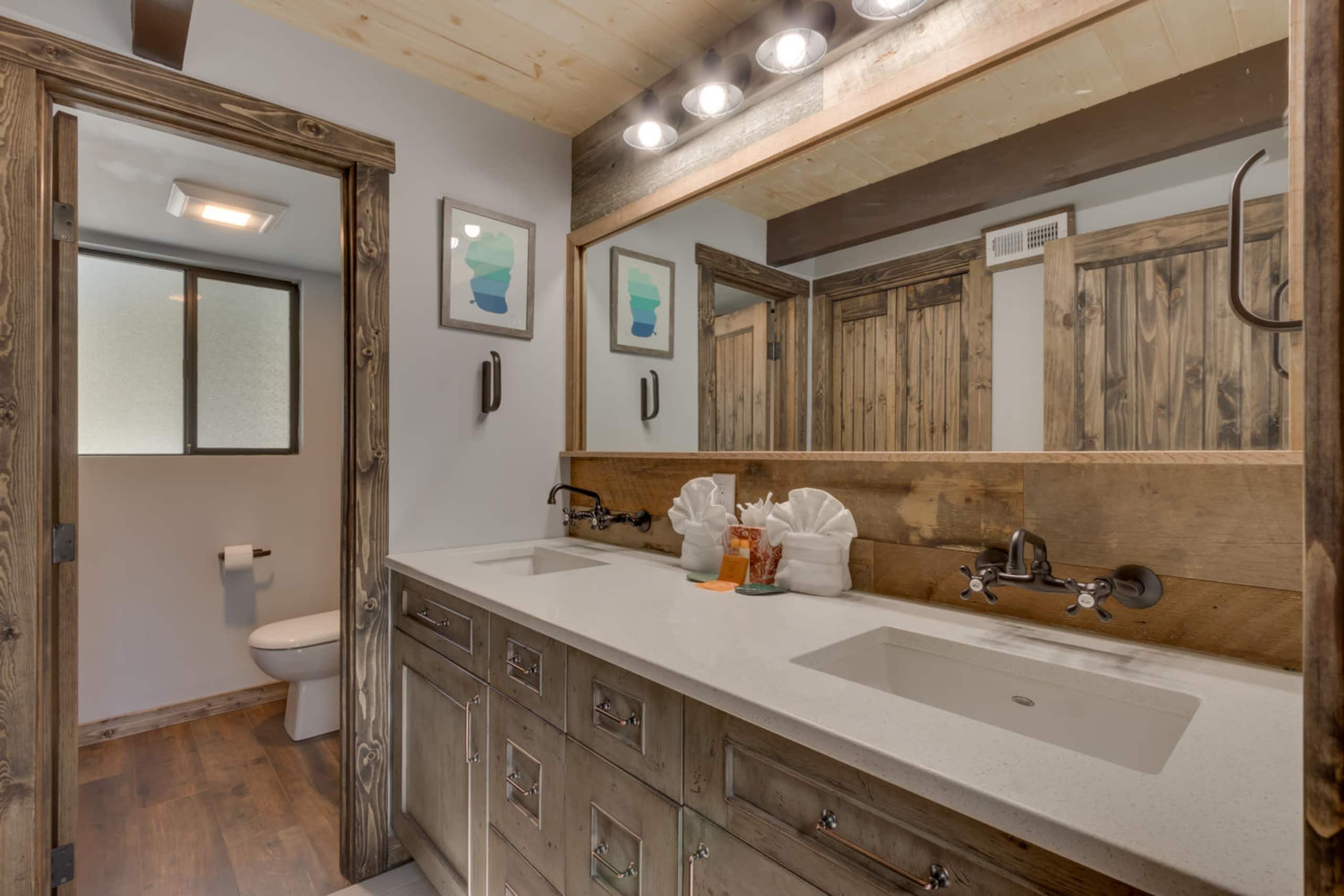 Luxury Lakeview Home with Hot Tub Near Ski & Beach - Photo 13