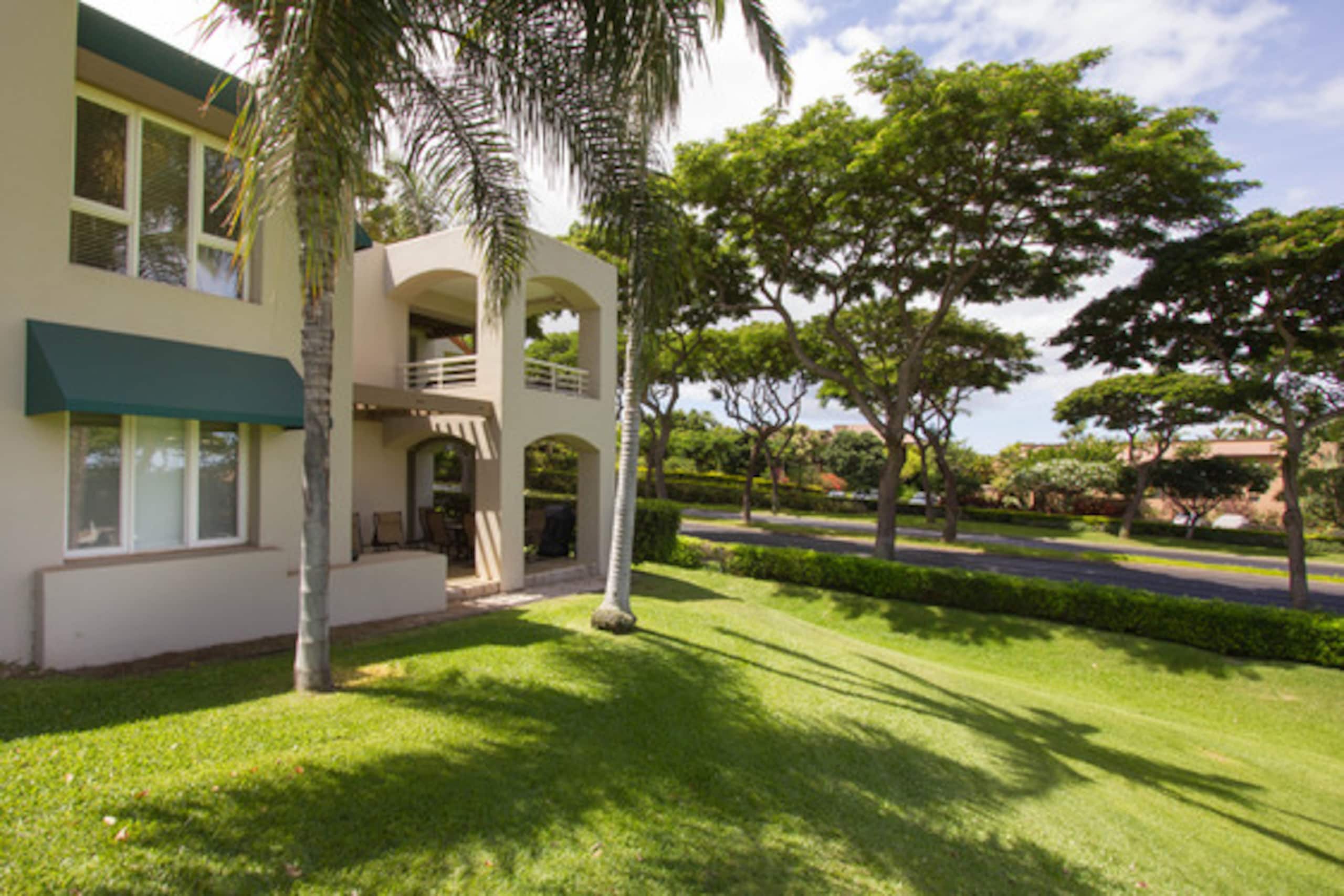Condo in Kihei · ★4.79 · 2 bedrooms · 2 beds · 2 shared baths - Image 25