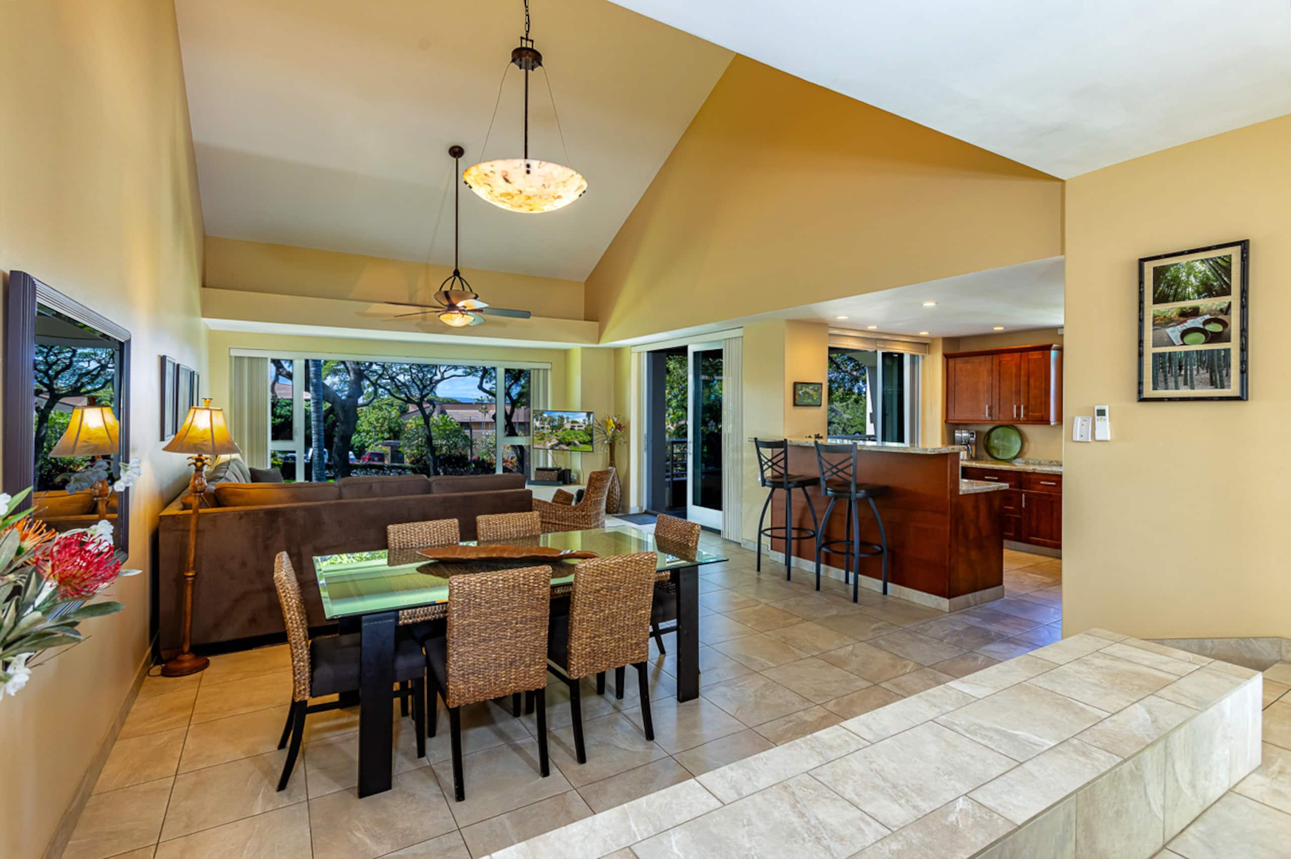 Condo in Kihei · ★4.79 · 2 bedrooms · 2 beds · 2 shared baths - Image 8