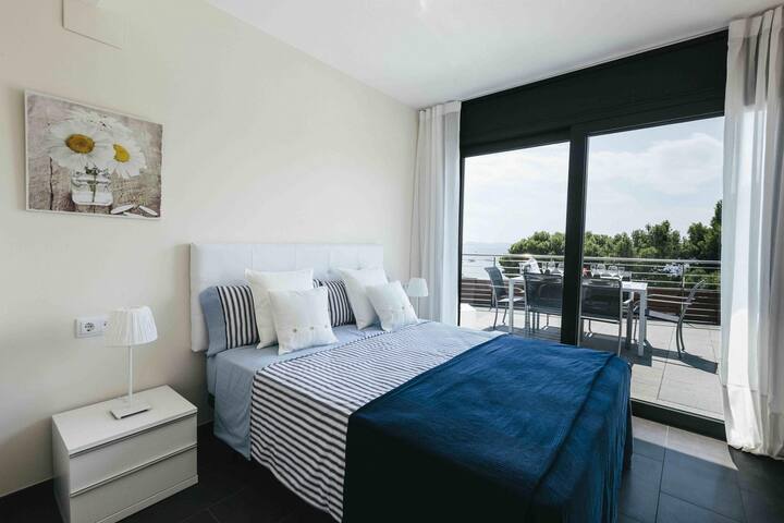 Penthouse on the beachfront with sea views in Cany gallery image 5