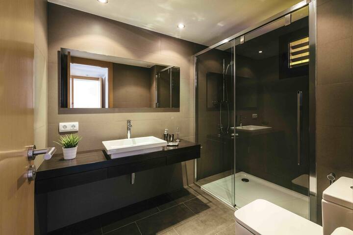 Penthouse on the beachfront with sea views in Cany gallery image 4