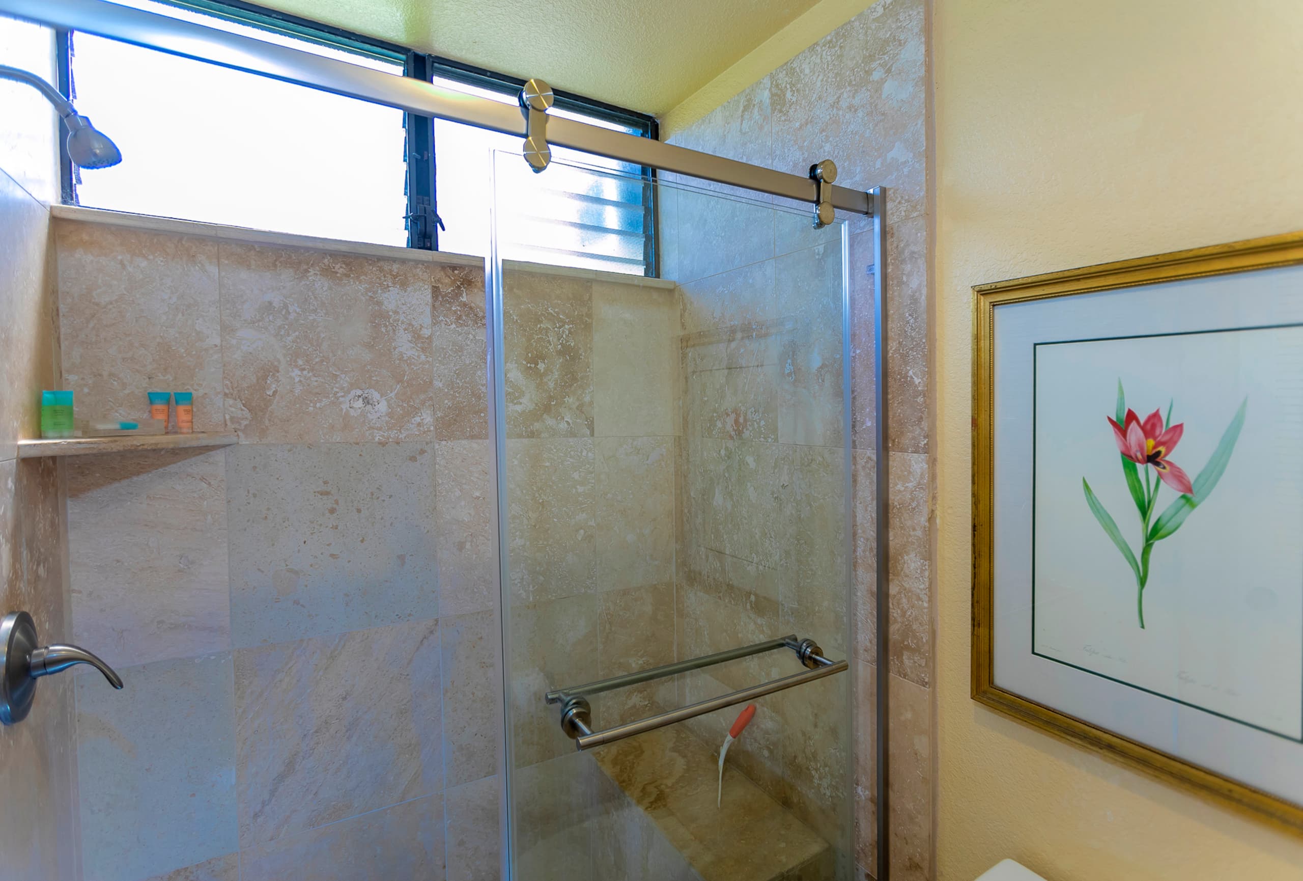 Condo in Kihei · ★4.92 · 1 bedroom · 2 beds · 2 baths - Image 16