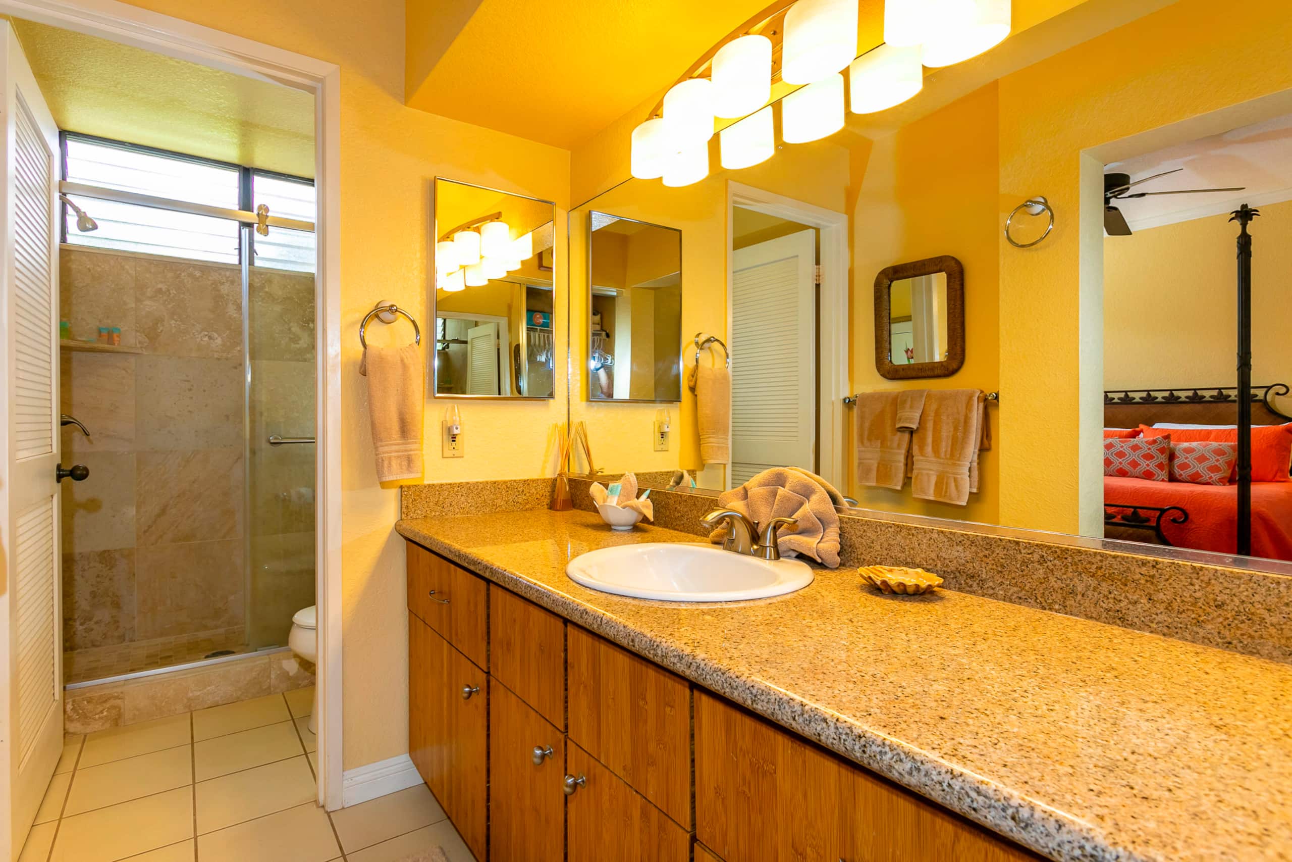 Condo in Kihei · ★4.92 · 1 bedroom · 2 beds · 2 baths - Image 15
