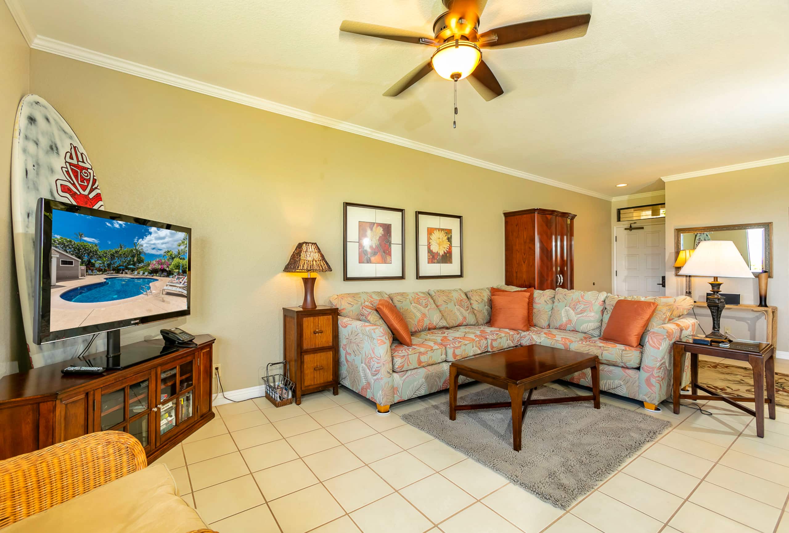Condo in Kihei · ★4.92 · 1 bedroom · 2 beds · 2 baths - Image 5
