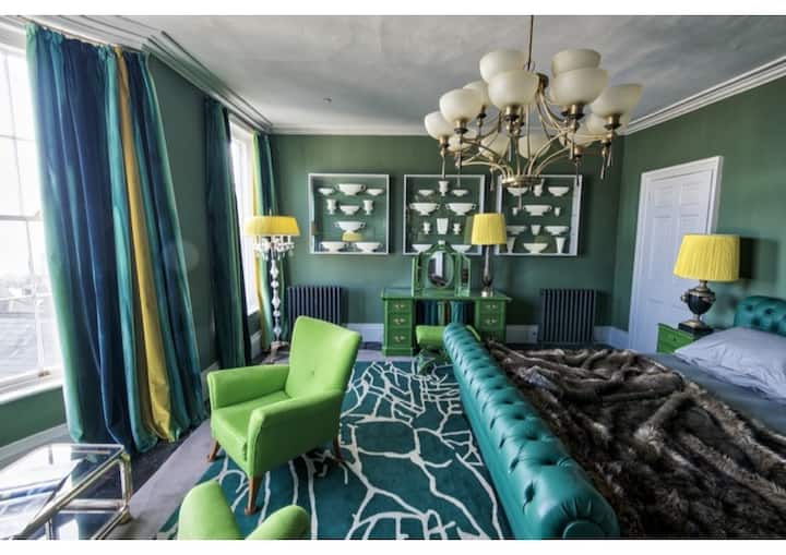 جناح أميرال 