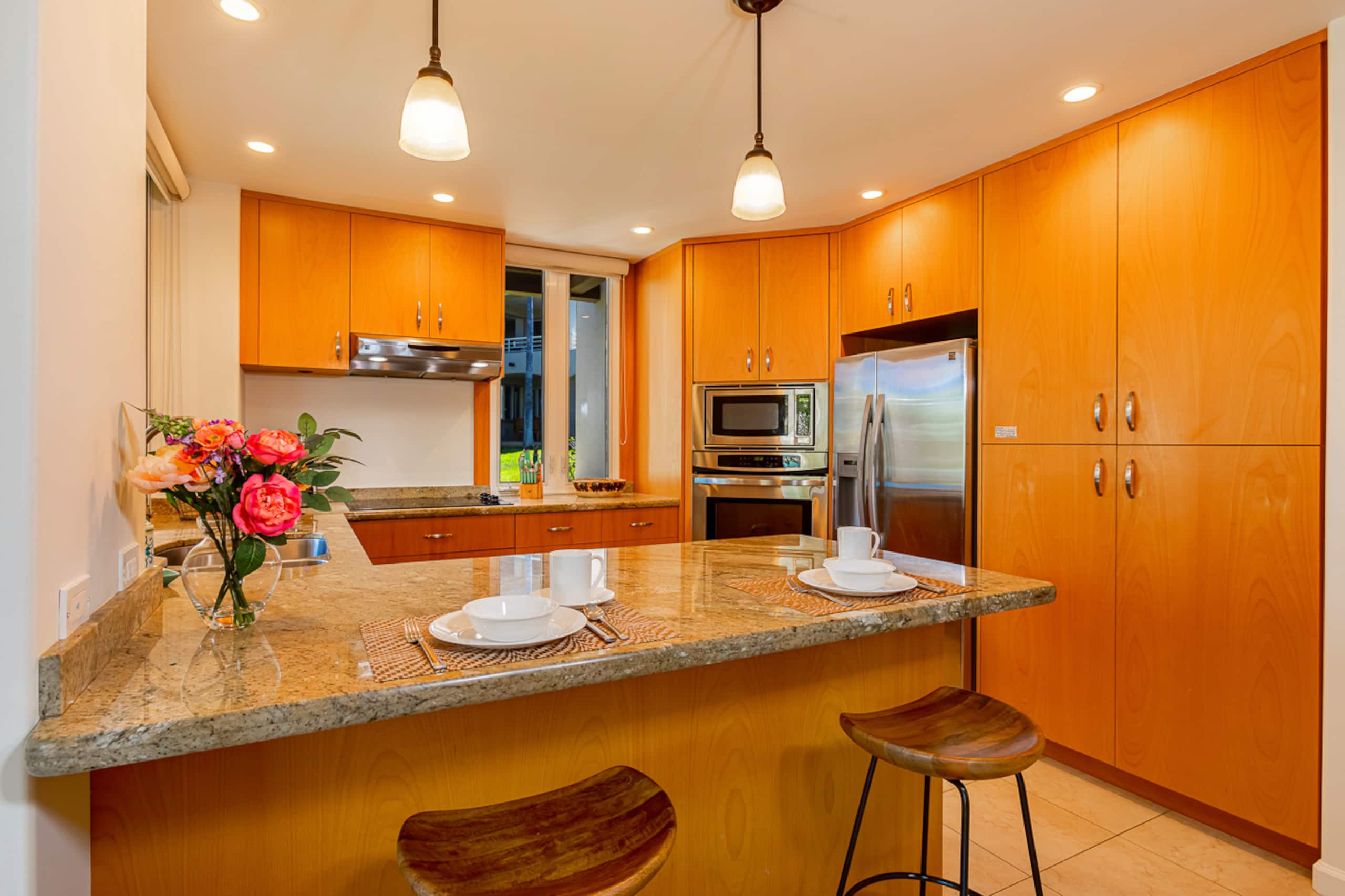 Condo in Kihei · ★4.95 · 2 bedrooms · 4 beds · 2 baths - Image 10