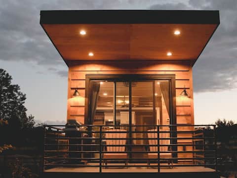 Luxury Tiny Home Near Grand Staircase Utah