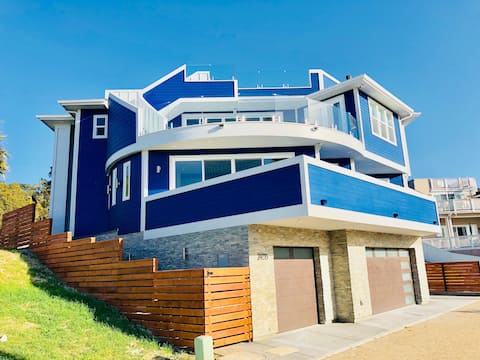 Avila Beach Jewel a Luxury Home for 16