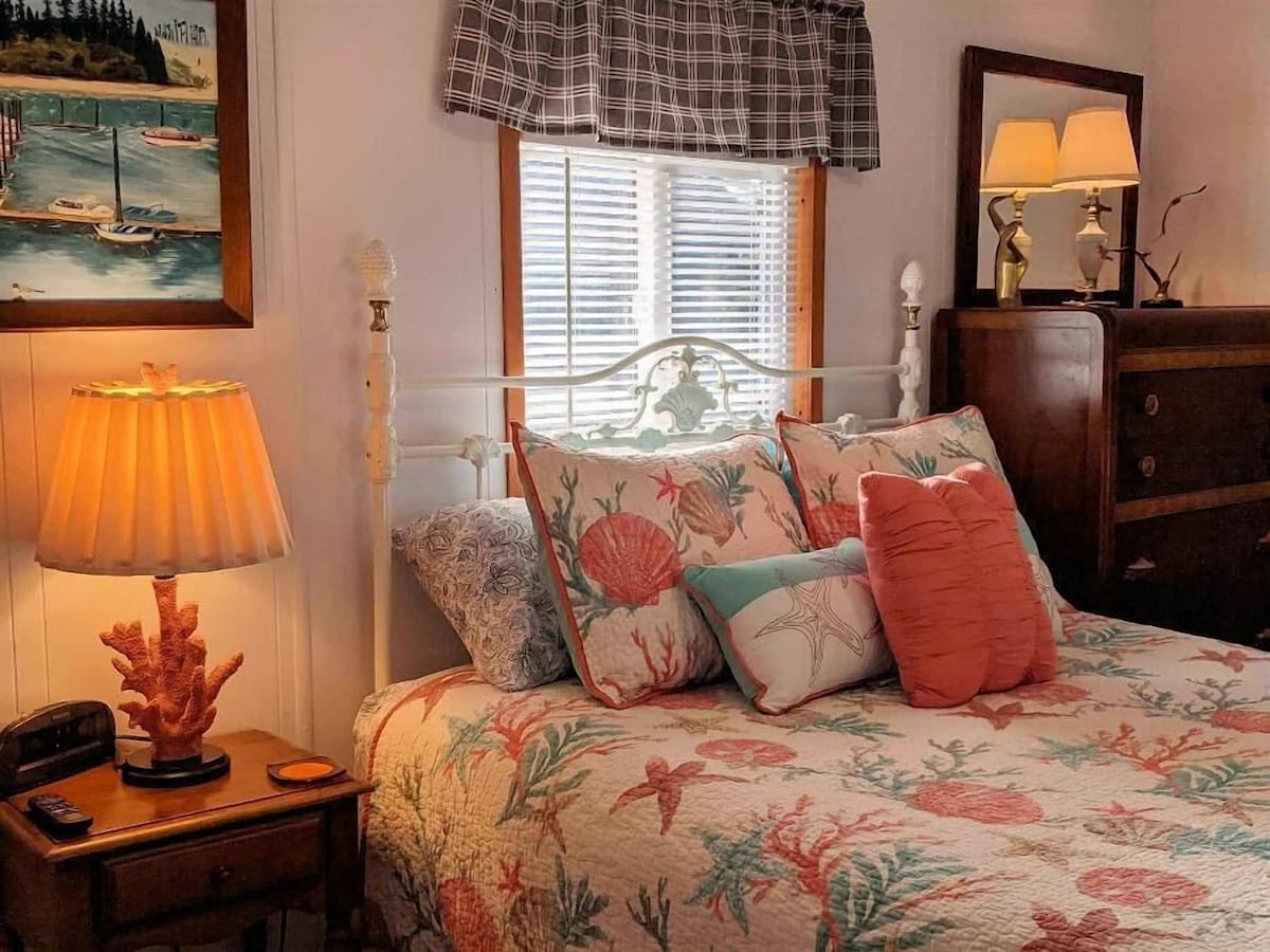 habitación con cama queen