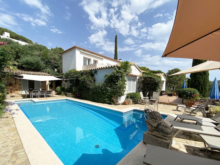 Alquiler Villa Con Piscina En Begur, Casa De Campo - Palamós