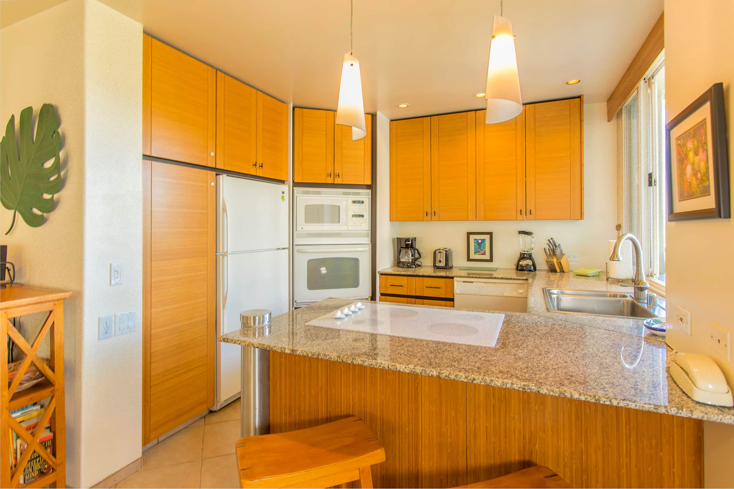 Condo in Kihei · ★4.8 · 2 bedrooms · 2 beds · 2 baths - Image 14