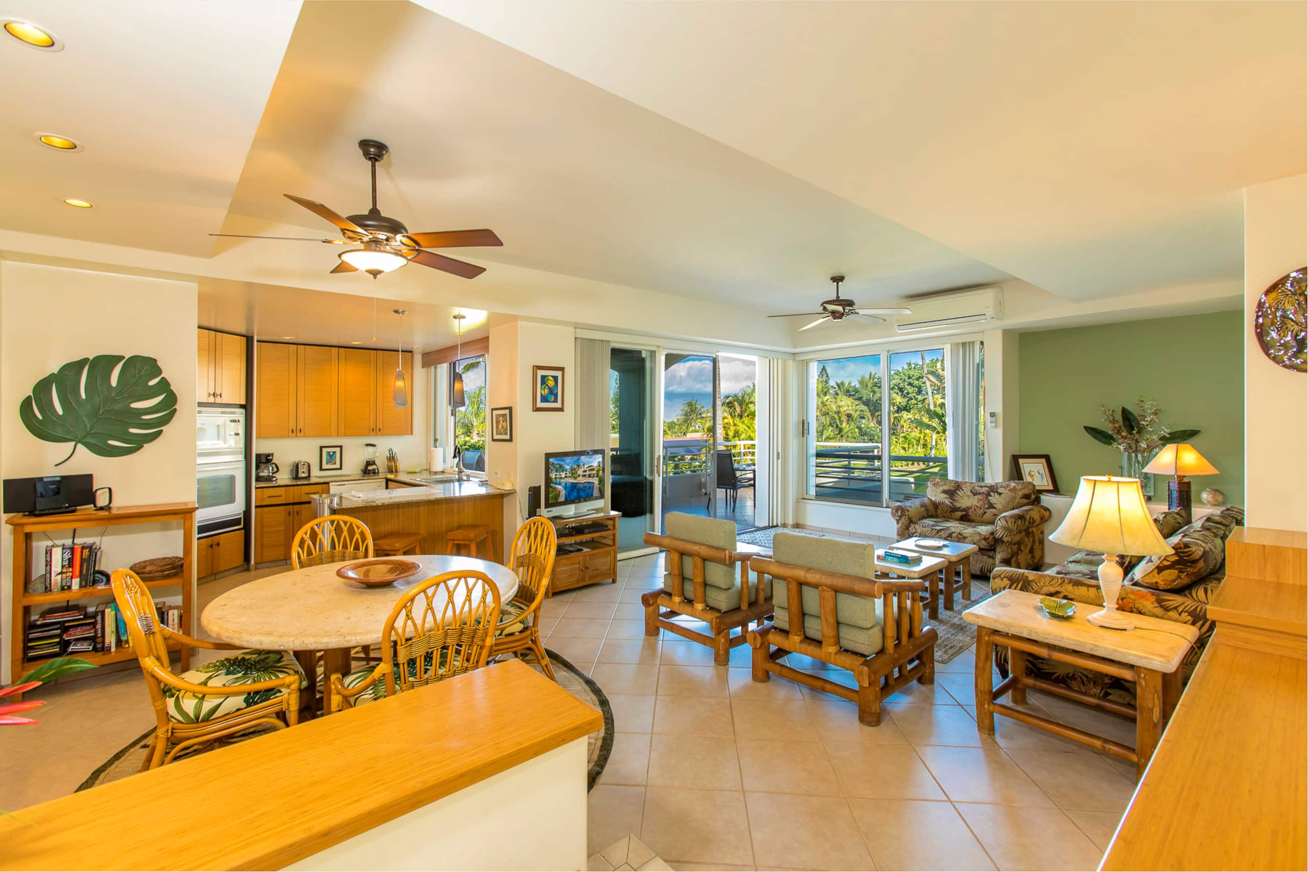 Condo in Kihei · ★4.8 · 2 bedrooms · 2 beds · 2 baths - Image 9