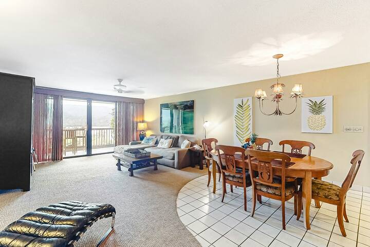 Tropical Paradise 3BR Oceanview 2nd-Floor