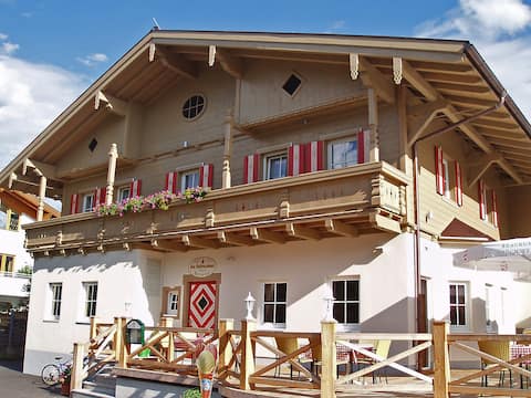 Hofresidenz by Interhome