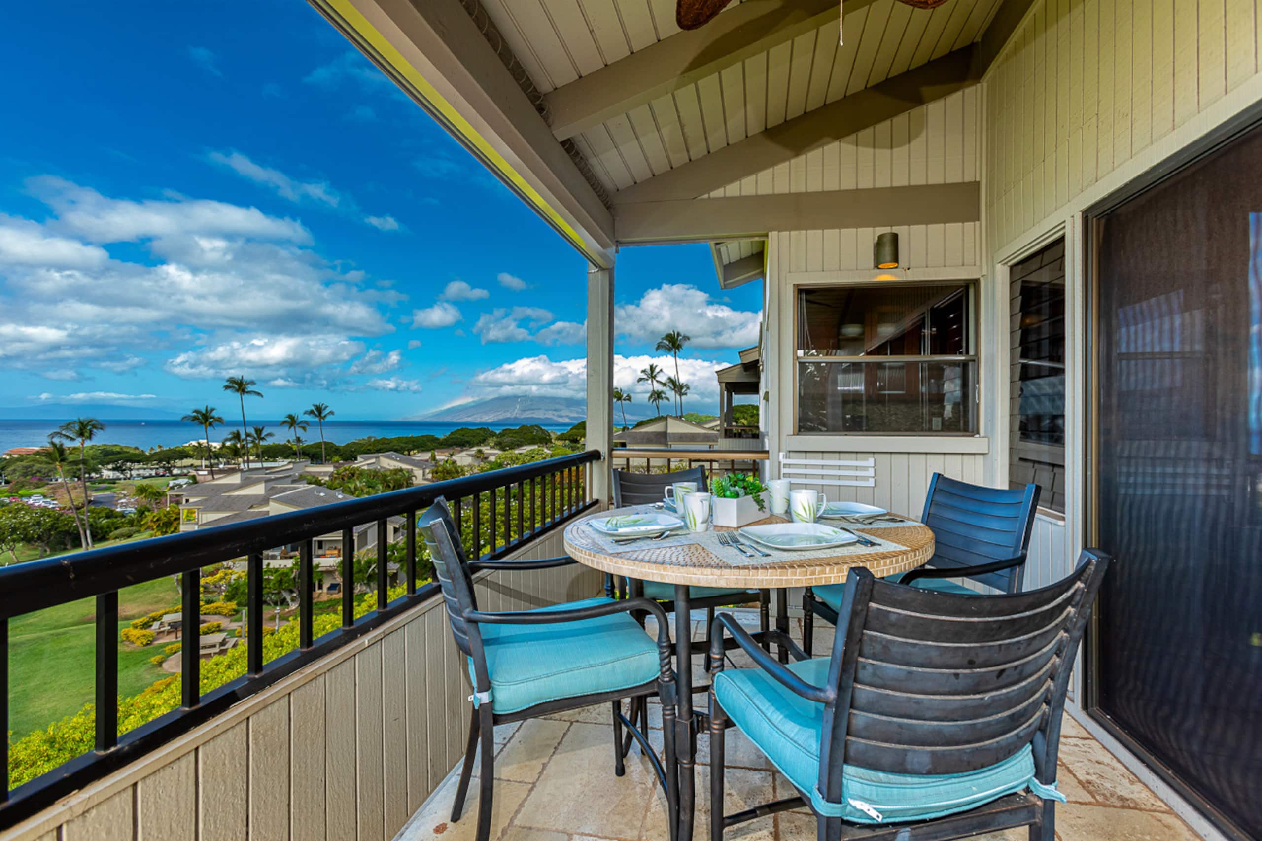 Condo in Kihei · ★4.92 · 2 bedrooms · 3 beds · 2 baths - Image 3